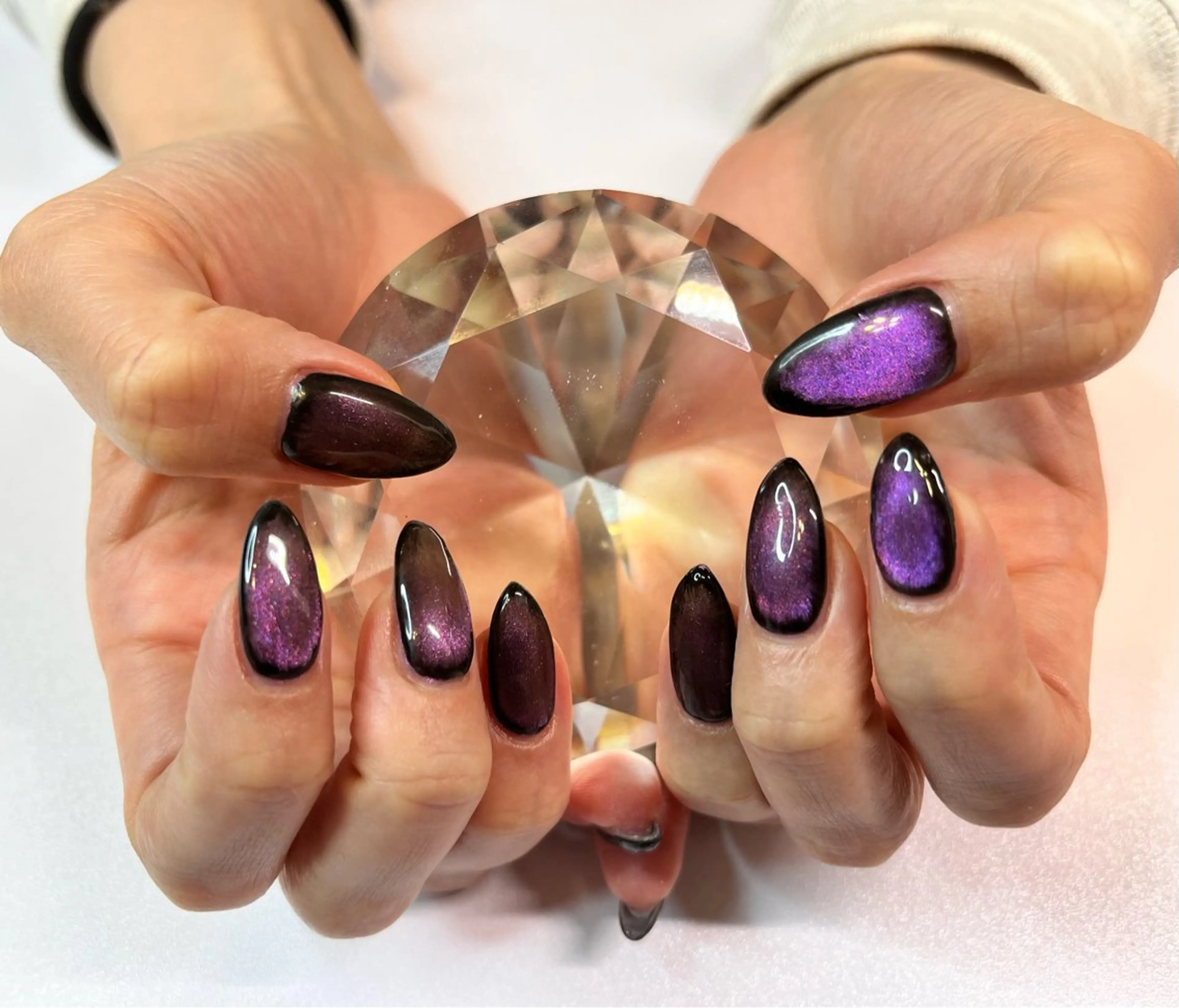 ネイル マグネットネイル ニュアンスネイル オフィスネイル ワンカラーネイル シンプルネイル プライベートサロン N's Nailのネイルデザイン