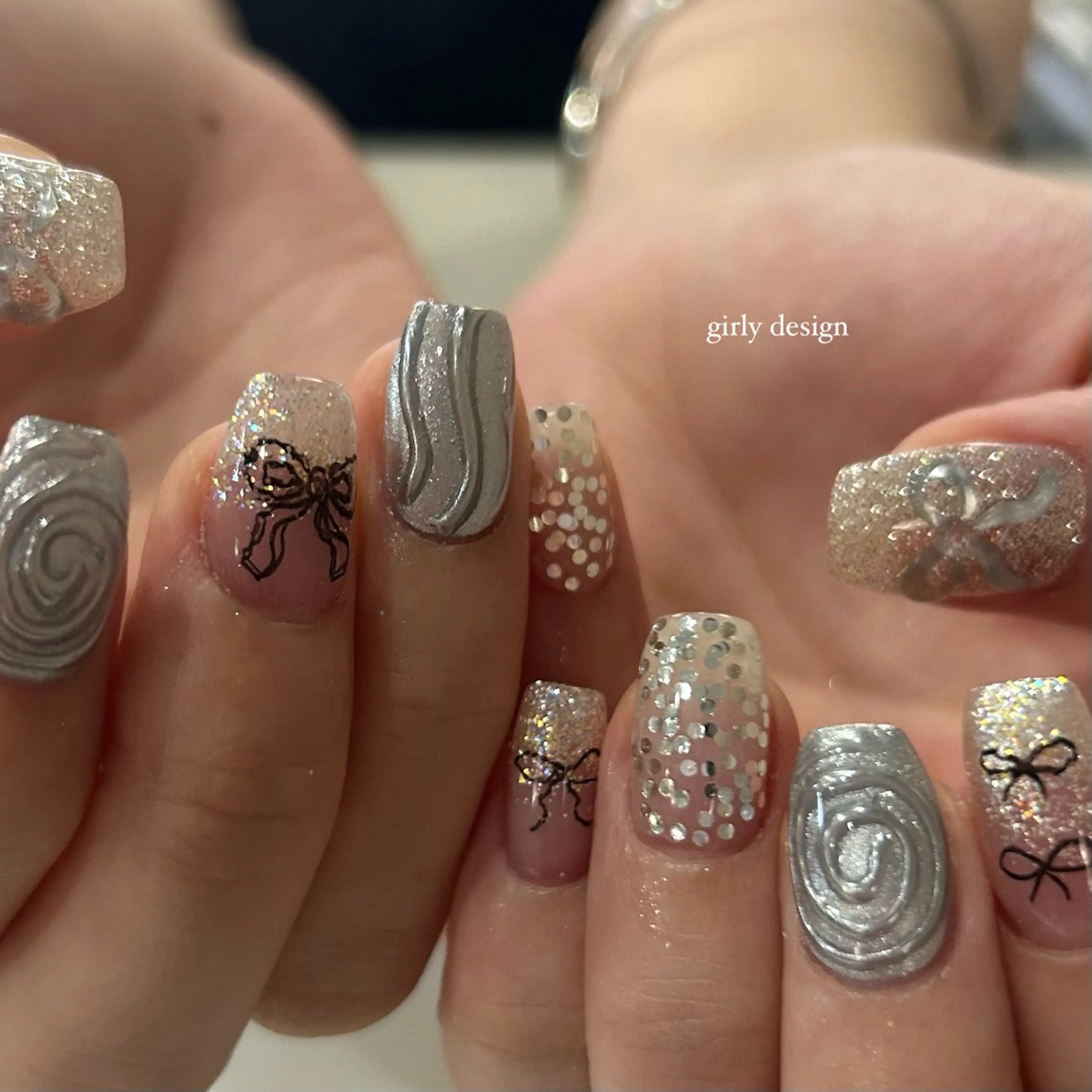 ネイル scré as Ételのネイルデザイン