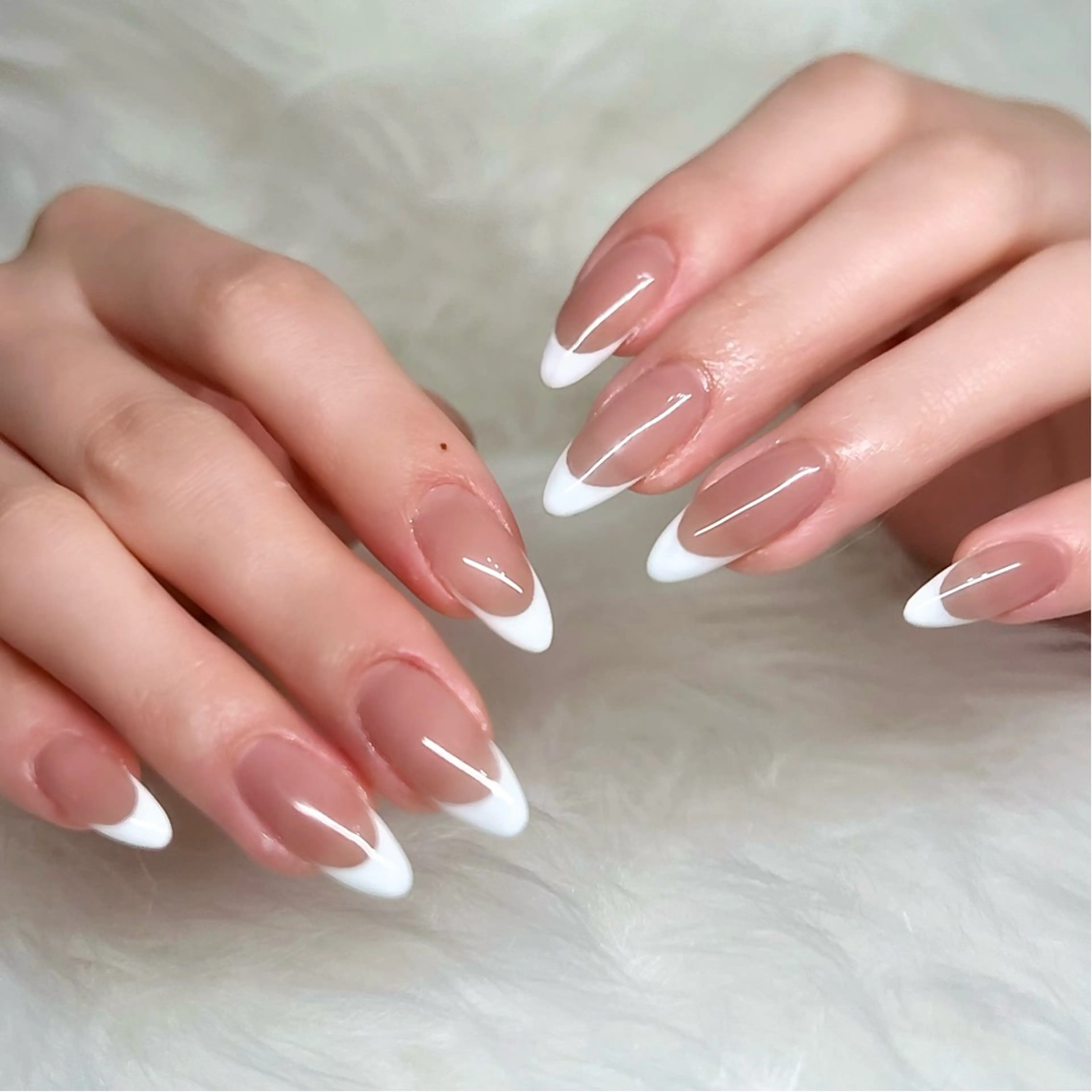 ネイル フレンチネイル private EMILIA/横浜のネイルデザイン