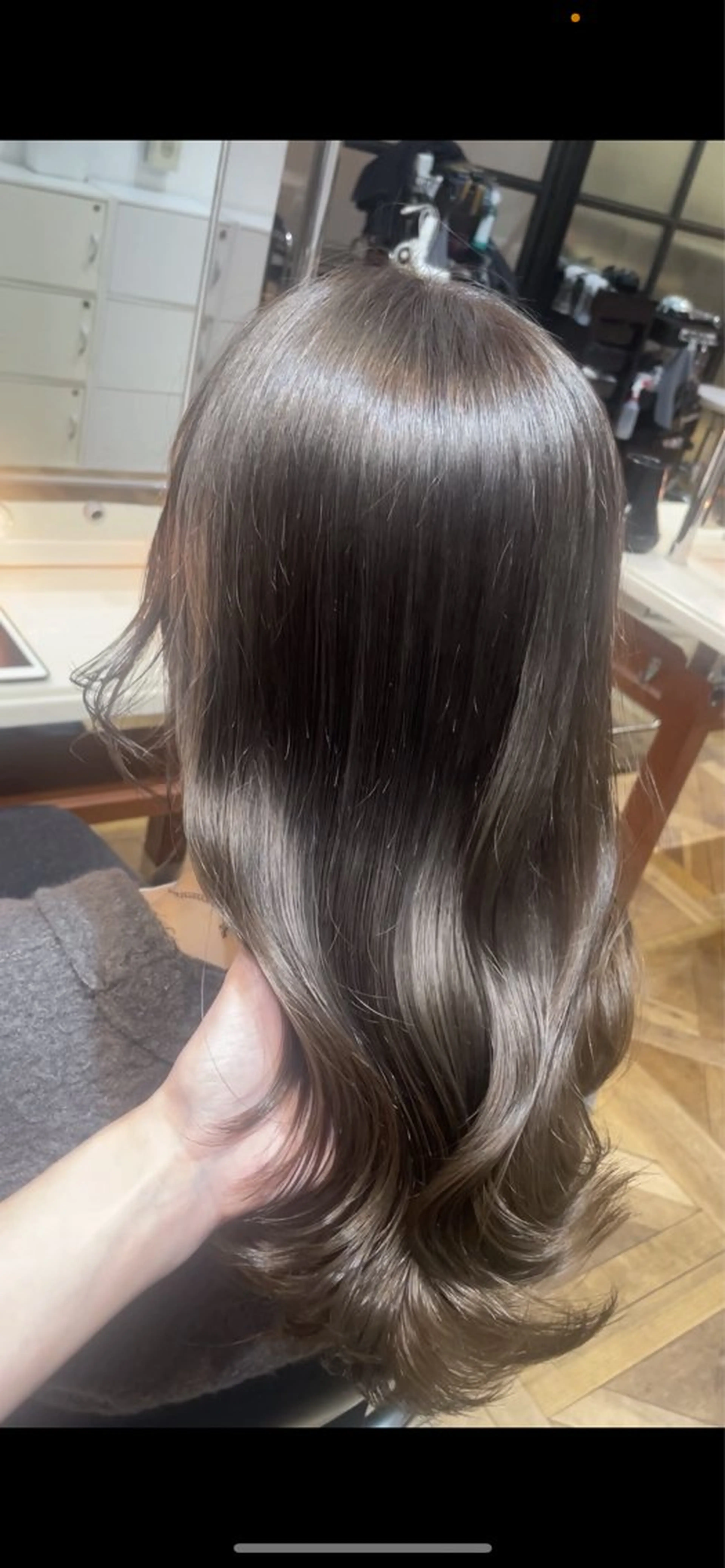 ロング カラー 透明感カラー グレージュ カット ヘアカラー トリートメント BEBE所属・ご新規様限定 透明感カラーKANAのヘアスタイル