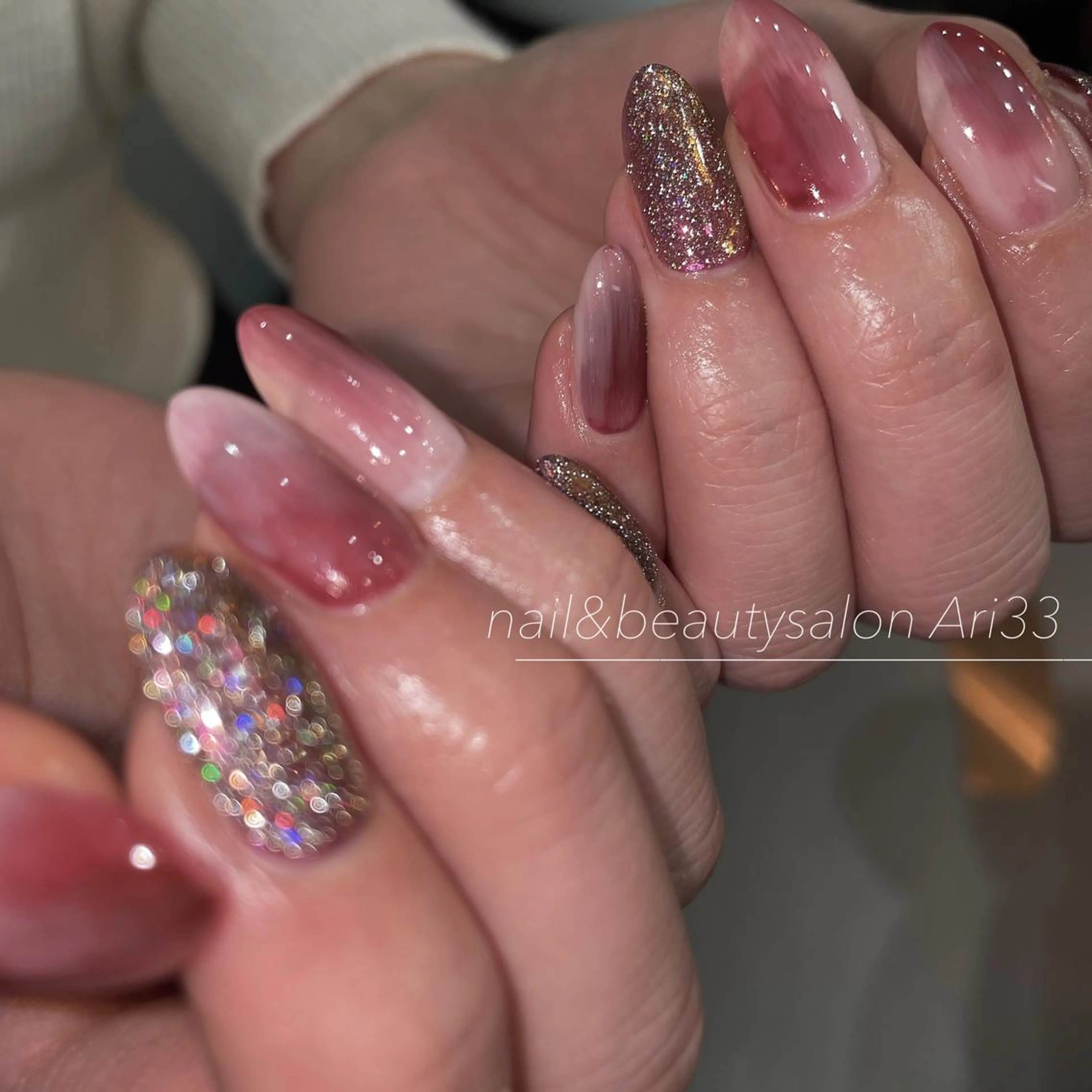 ネイル フラッシュネイル ニュアンスネイル ハンドネイル プライベートサロン Ari33nailのネイルデザイン