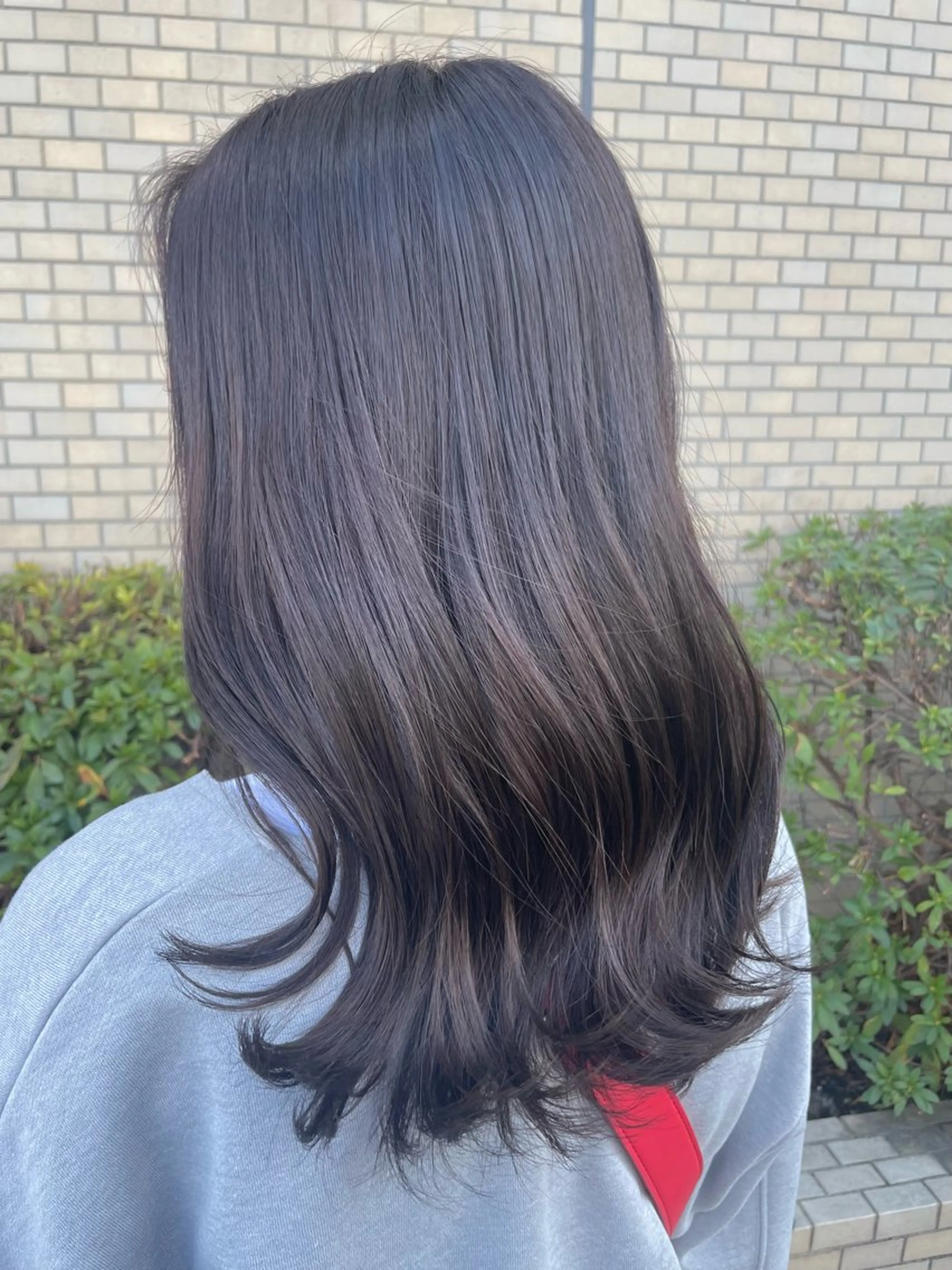 セミロング カラー ブリーチ ブラウンカラー 透明感カラー ナチュラルブラウン ブリーチなしカラー ZELE新瑞橋店所属・吉川 璃々花のヘアスタイル