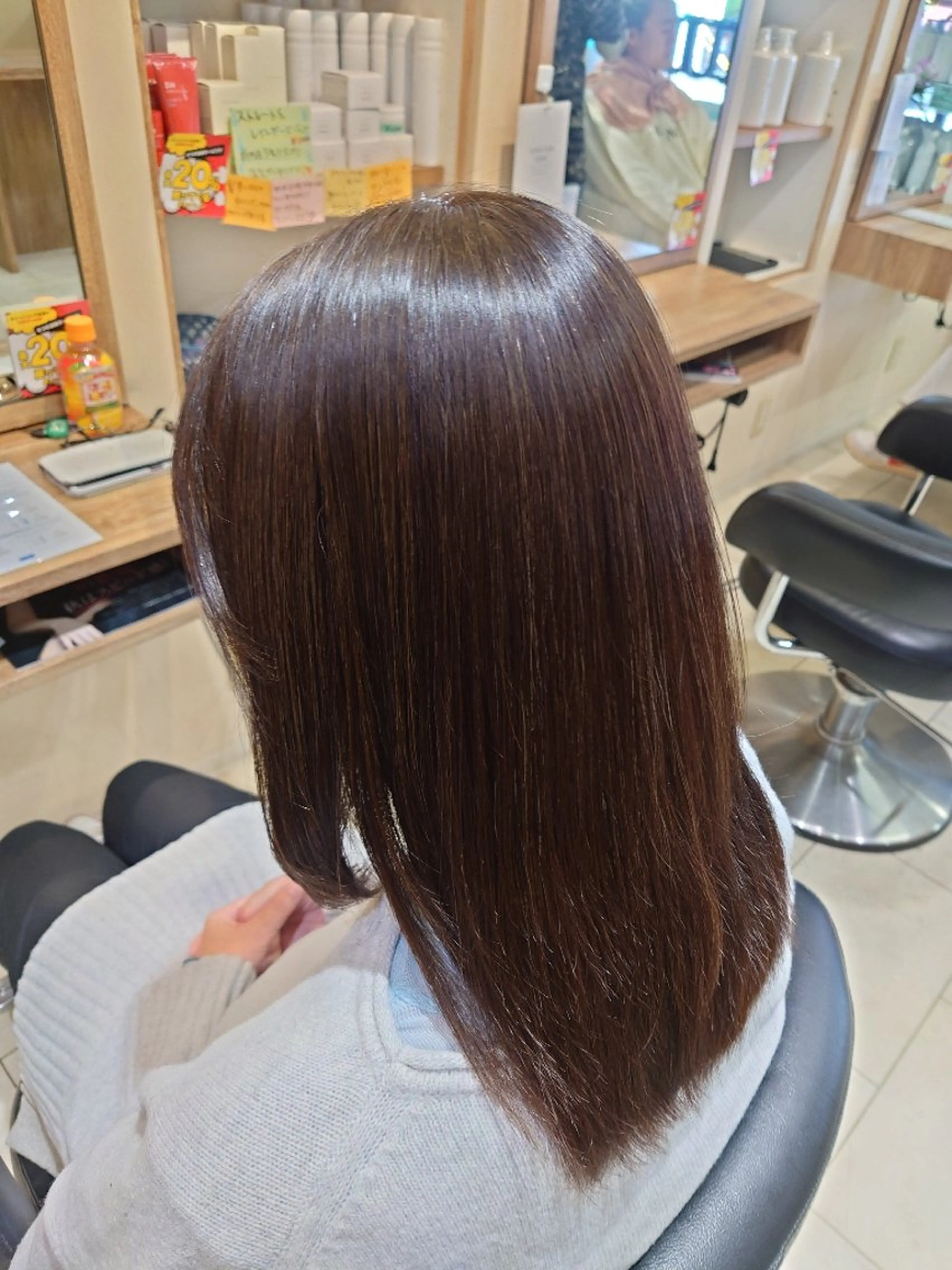 ミディアム トリートメント AULANI Hair Resort所属・塚原 友紀子のヘアスタイル