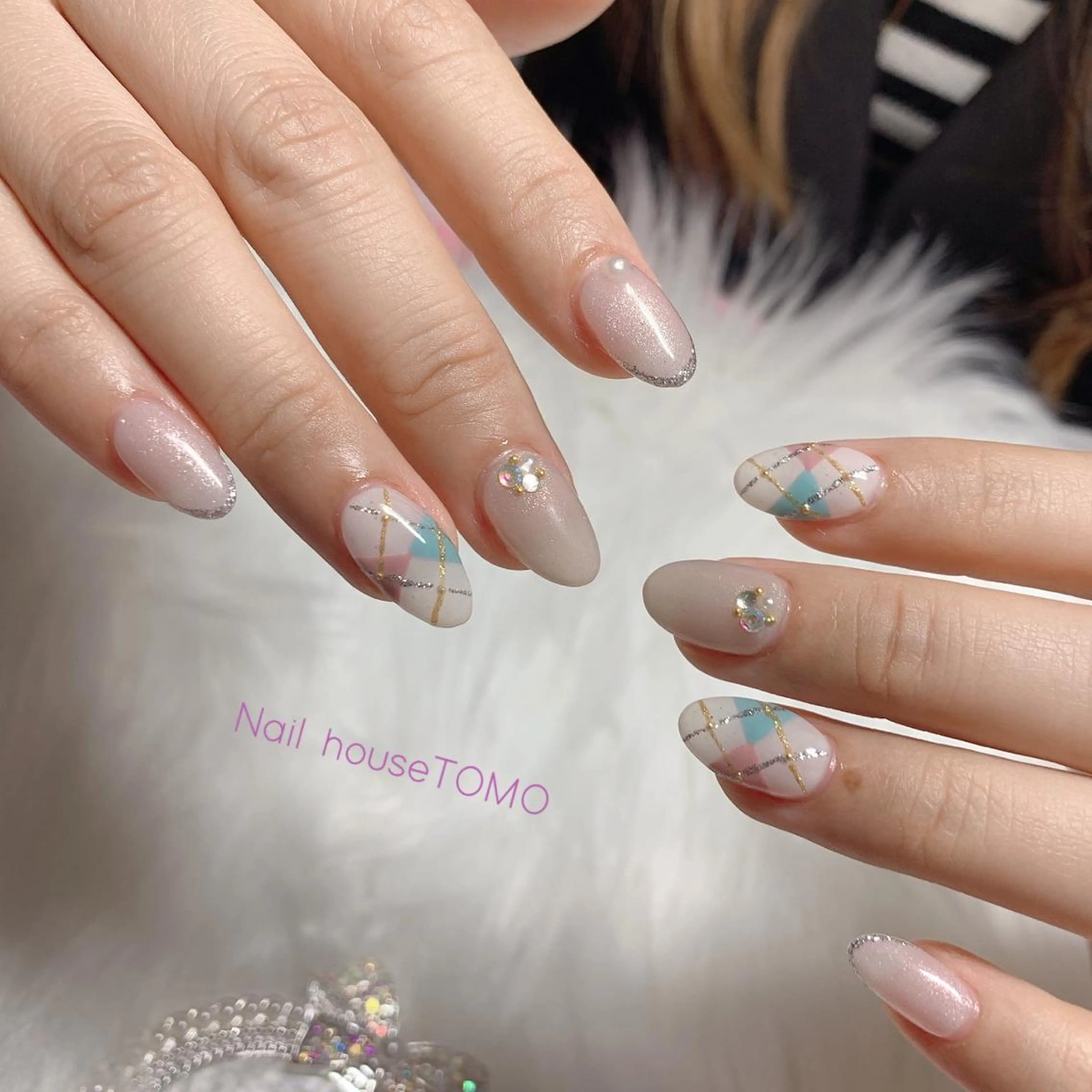 ネイル 💅ネイルハウス🏡 🎀TOMO🎀のネイルデザイン