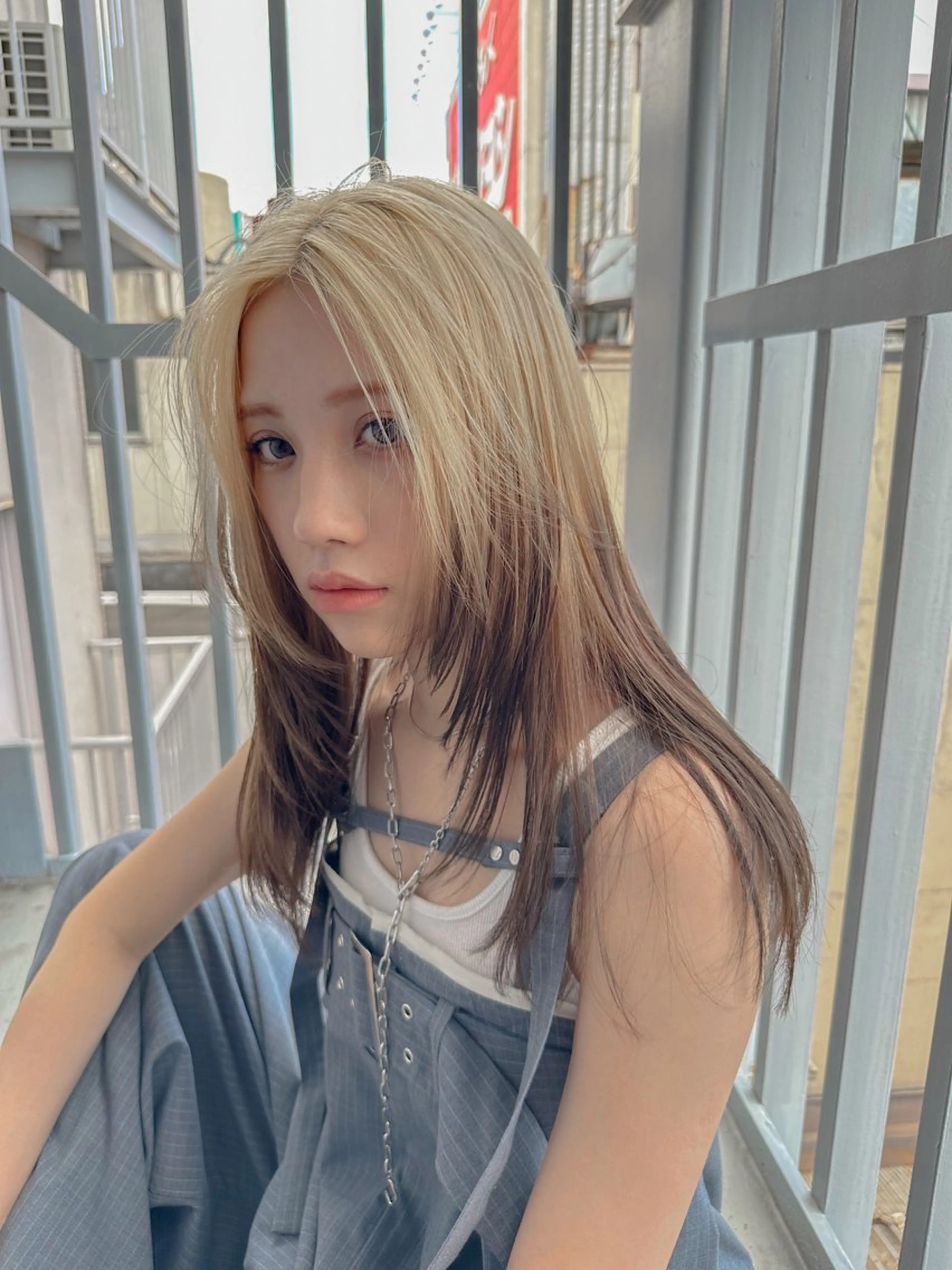 ロング ヘアカラー 平野恵/透明感カラー ブリーチ/ボブのヘアスタイル