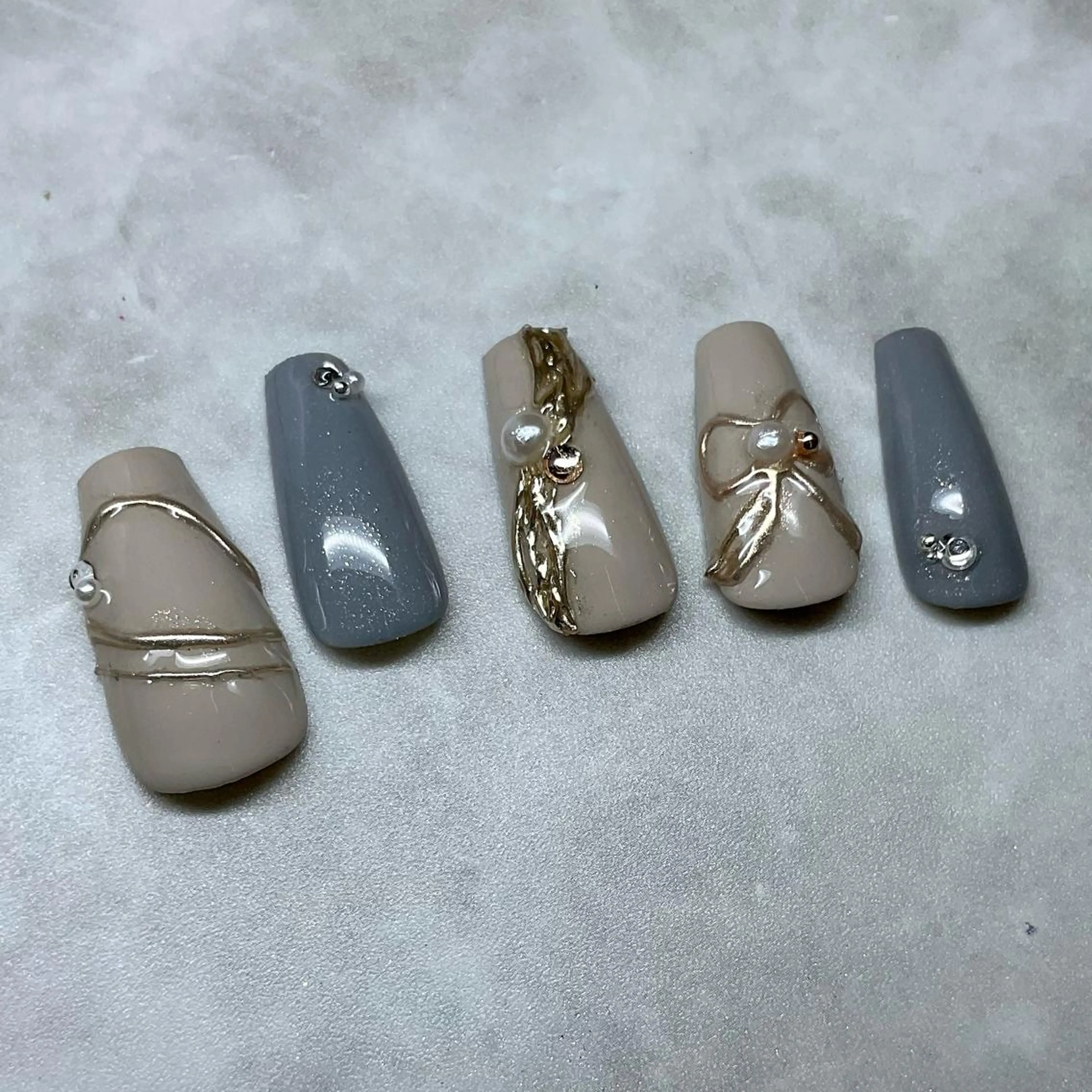 ネイル nail Eclat所属・志賀野 美喜のネイルデザイン
