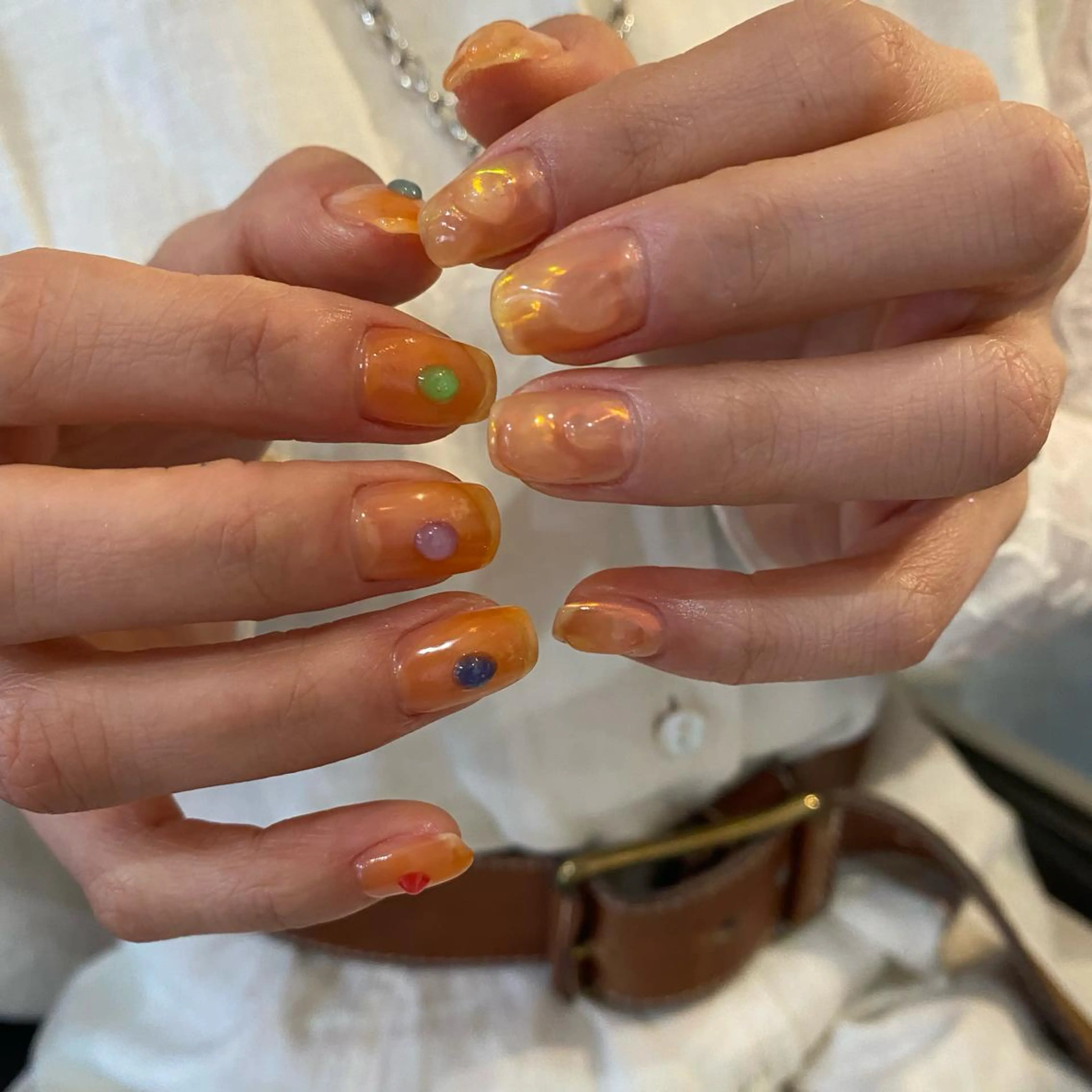 ネイル オレンジ ハンドネイル Trico Antique所属・岩本 杏のネイルデザイン