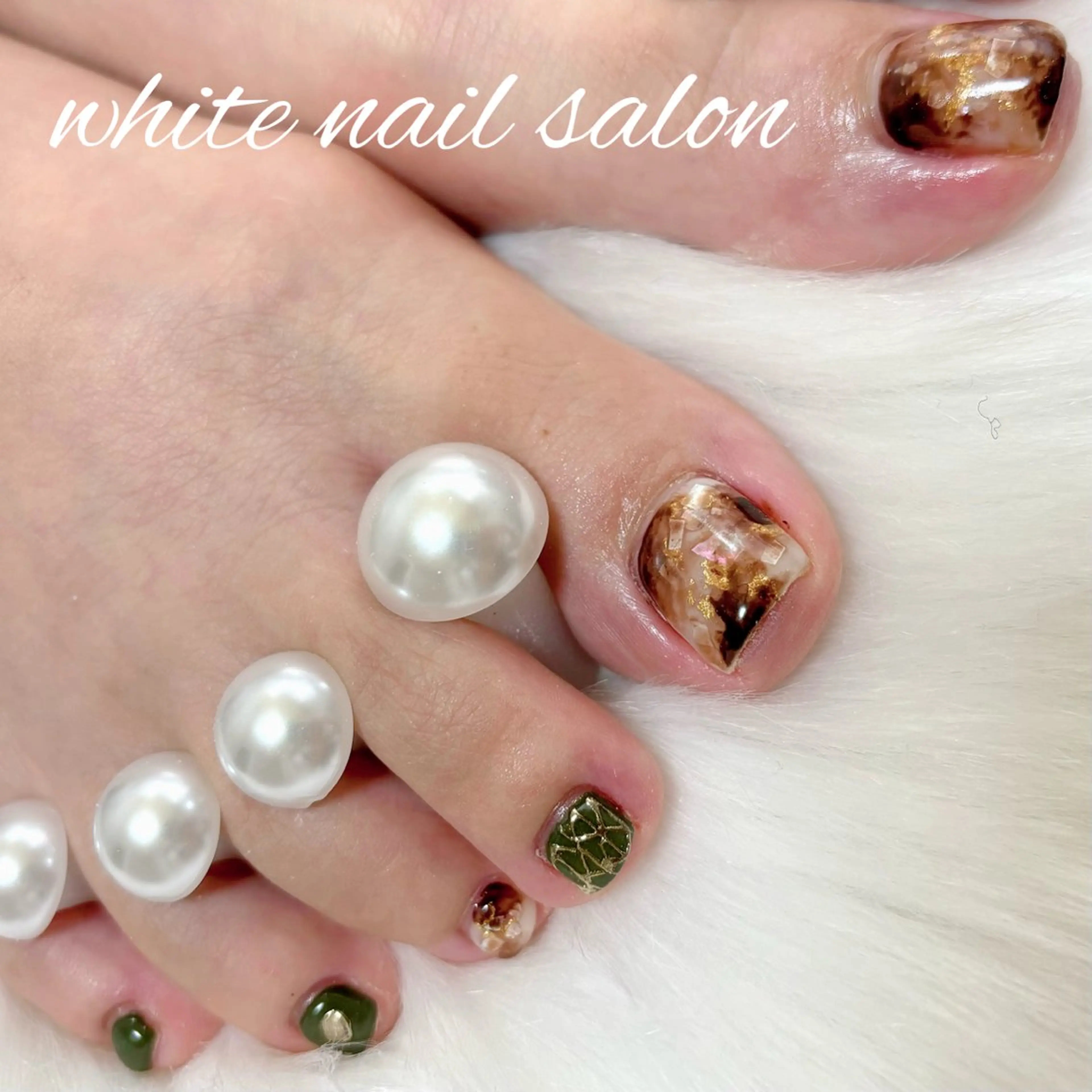 ネイル フットネイル フットネイル white nail salonのネイルデザイン