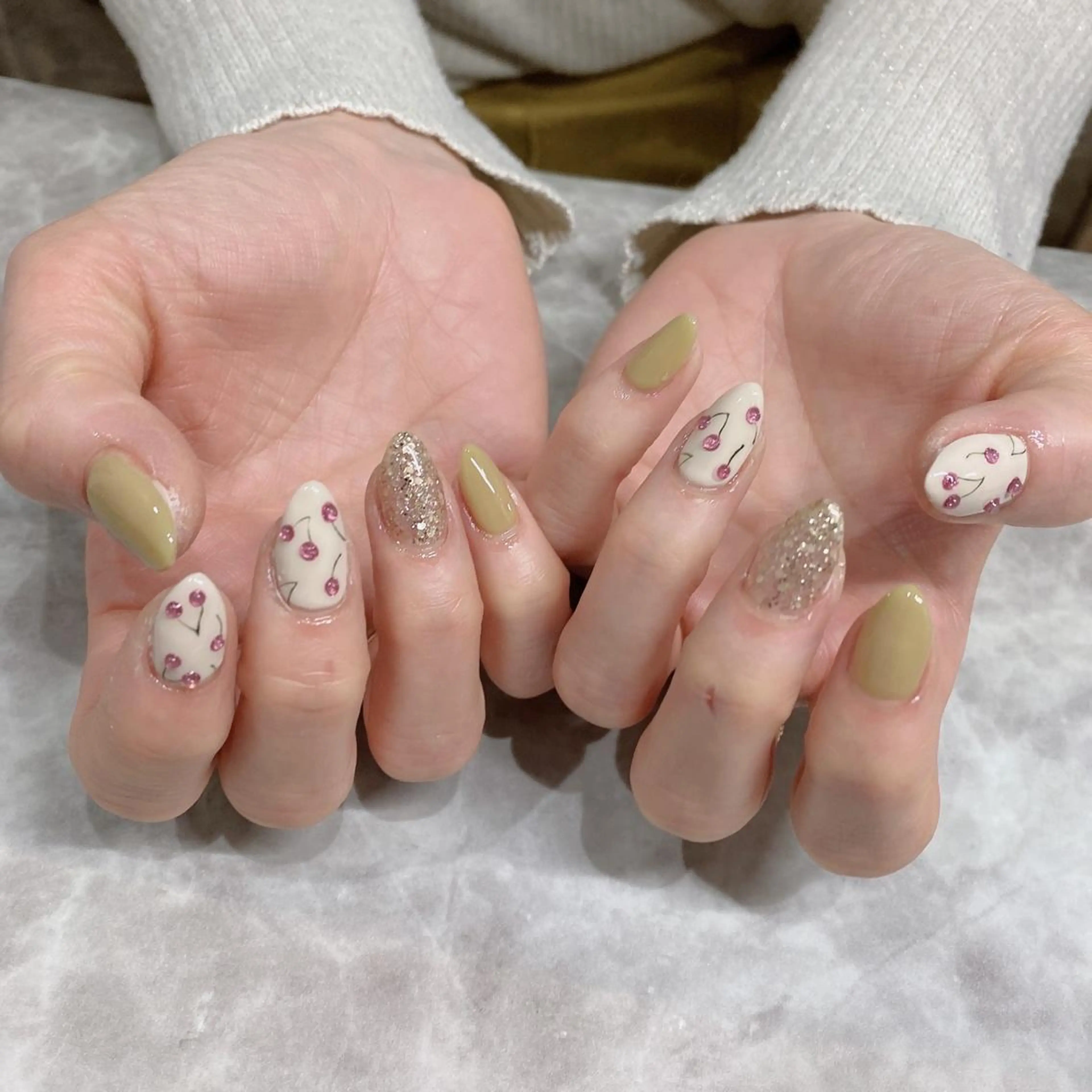 ネイル ハンドネイル NAIL Salon IP所属・長谷川 奈緒美のネイルデザイン