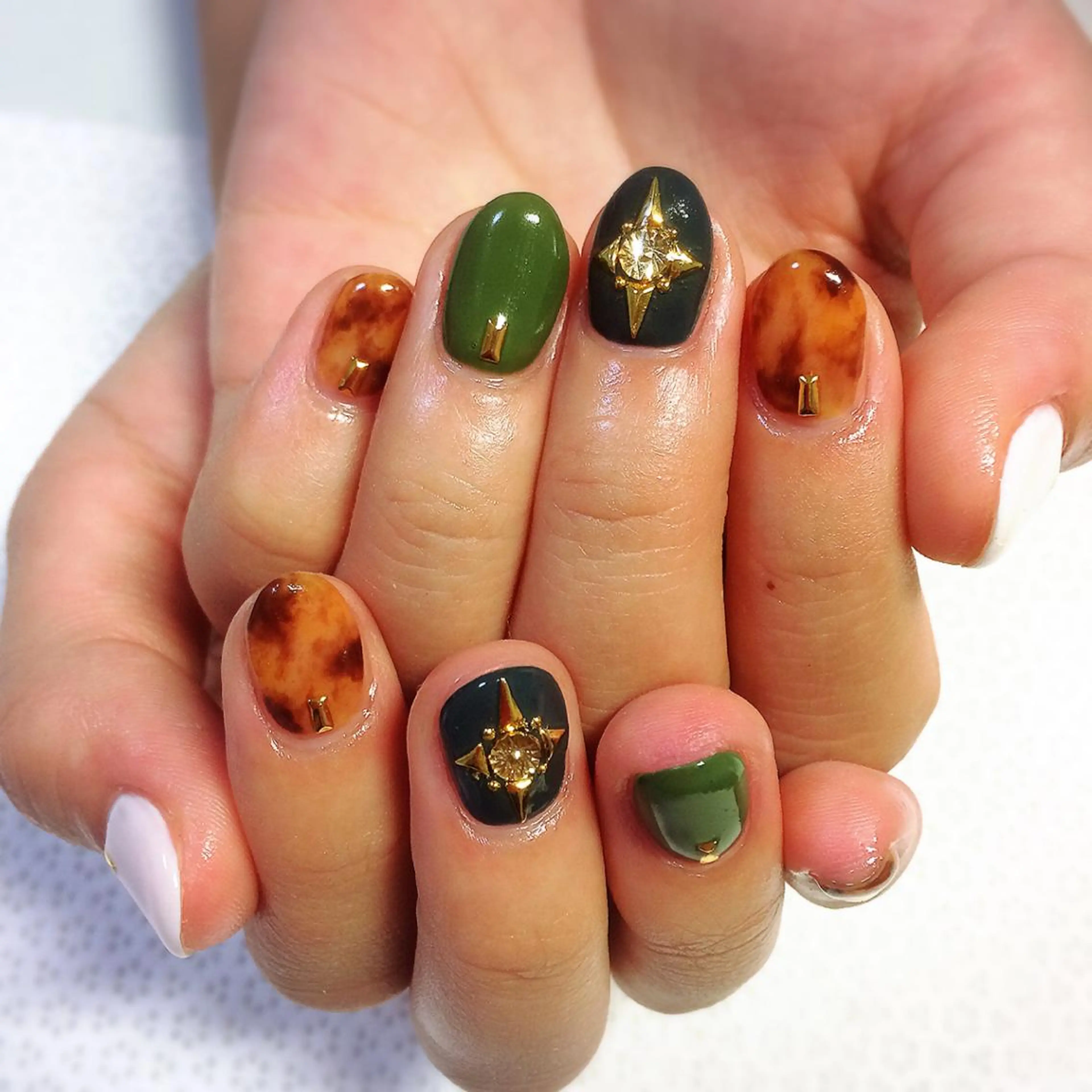 ネイル VIOLUS所属・VIOLUS 関目のネイルデザイン