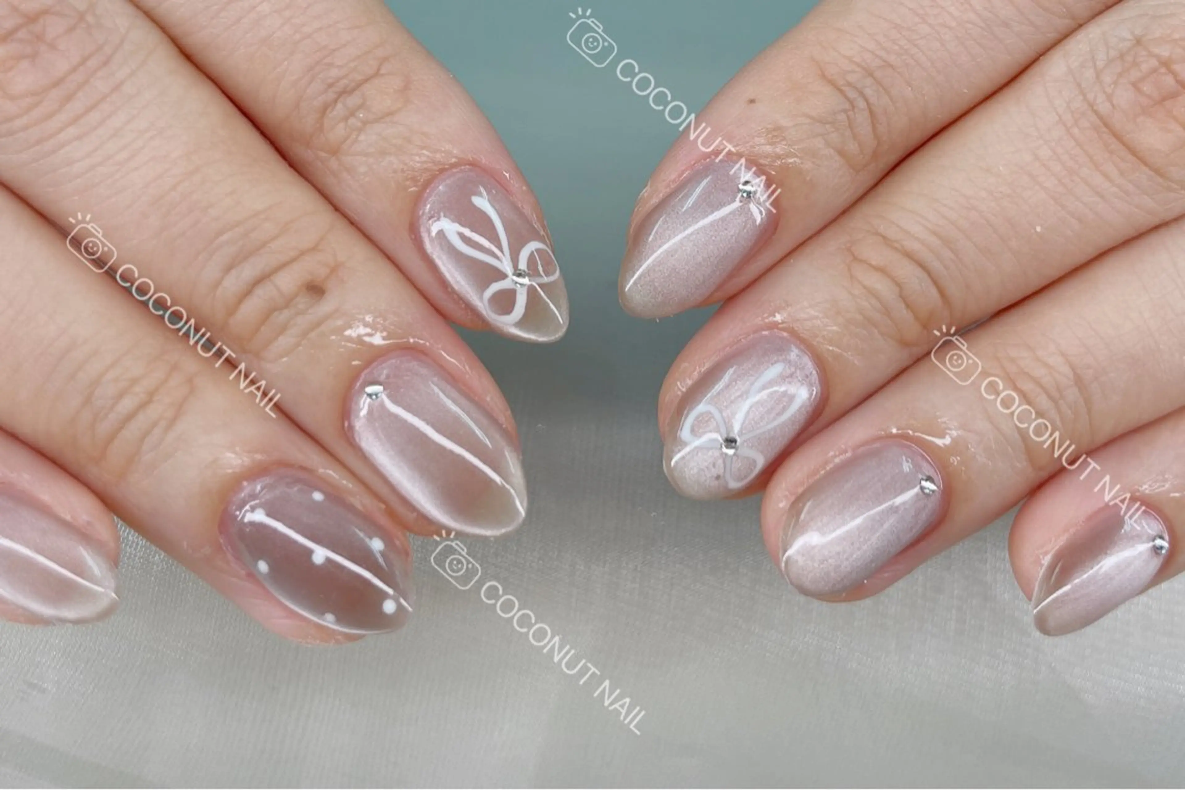 ネイル べっ甲ネイル フレンチネイル キラキラネイル マグネットネイル 大理石ネイル(マーブル) ハンドネイル 神田 ココナッツのネイルデザイン