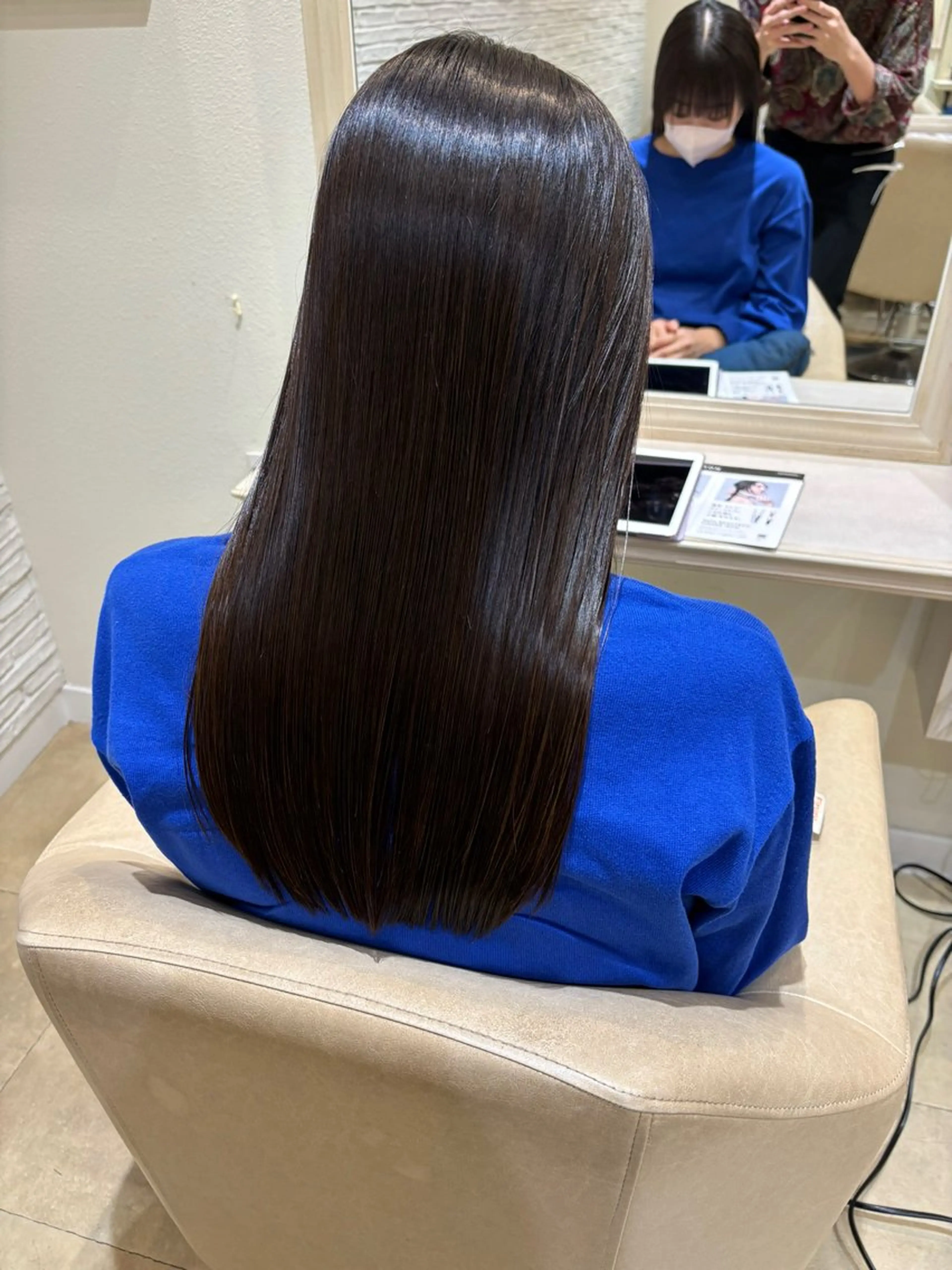 セミロング amie by afloat the garden所属・🍀杉本 龍介🍀のヘアスタイル