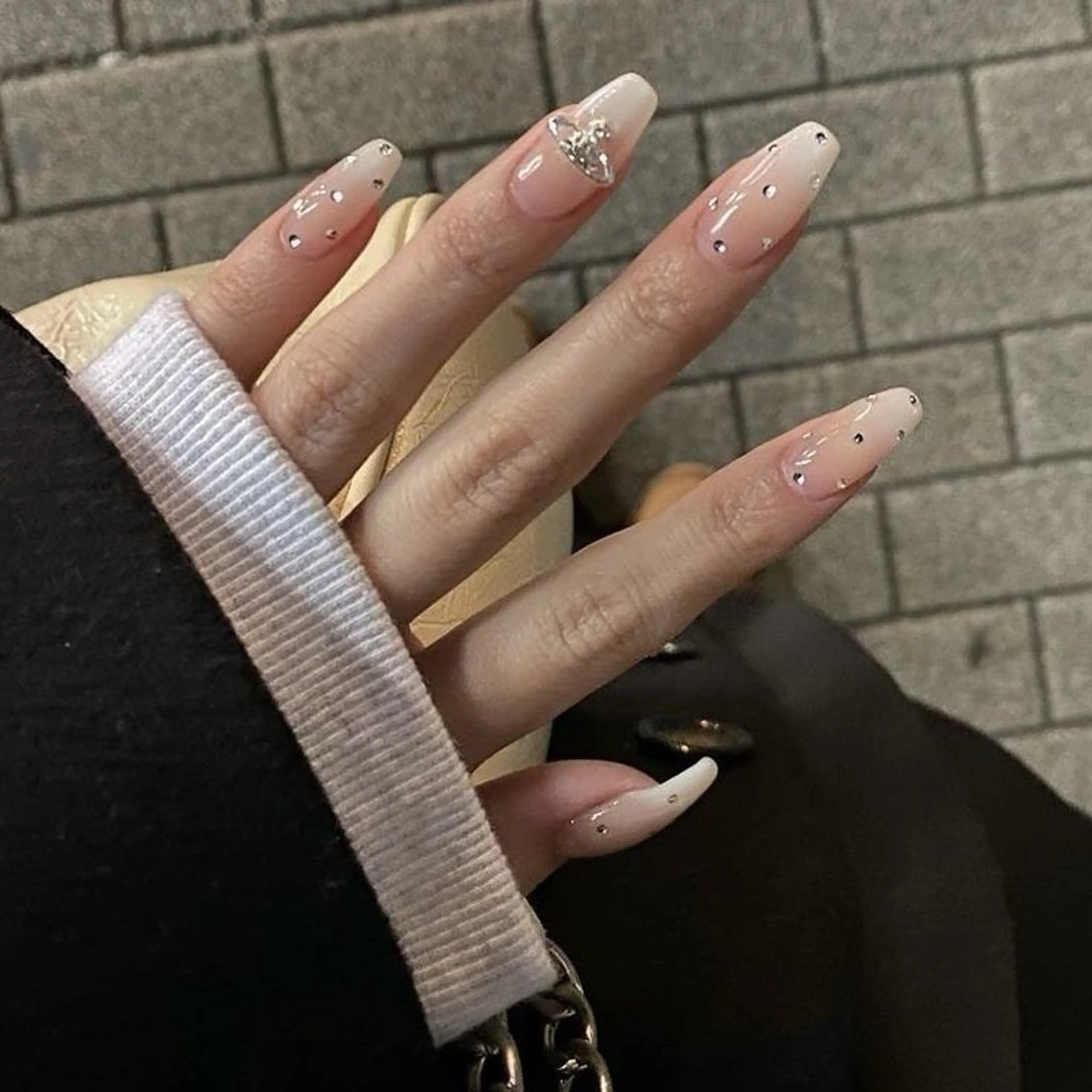 ネイル フレンチネイル ジェルネイル マグネットネイル 持ち込み ニュアンスネイル ハンドネイル Ribbonnail salonのネイルデザイン