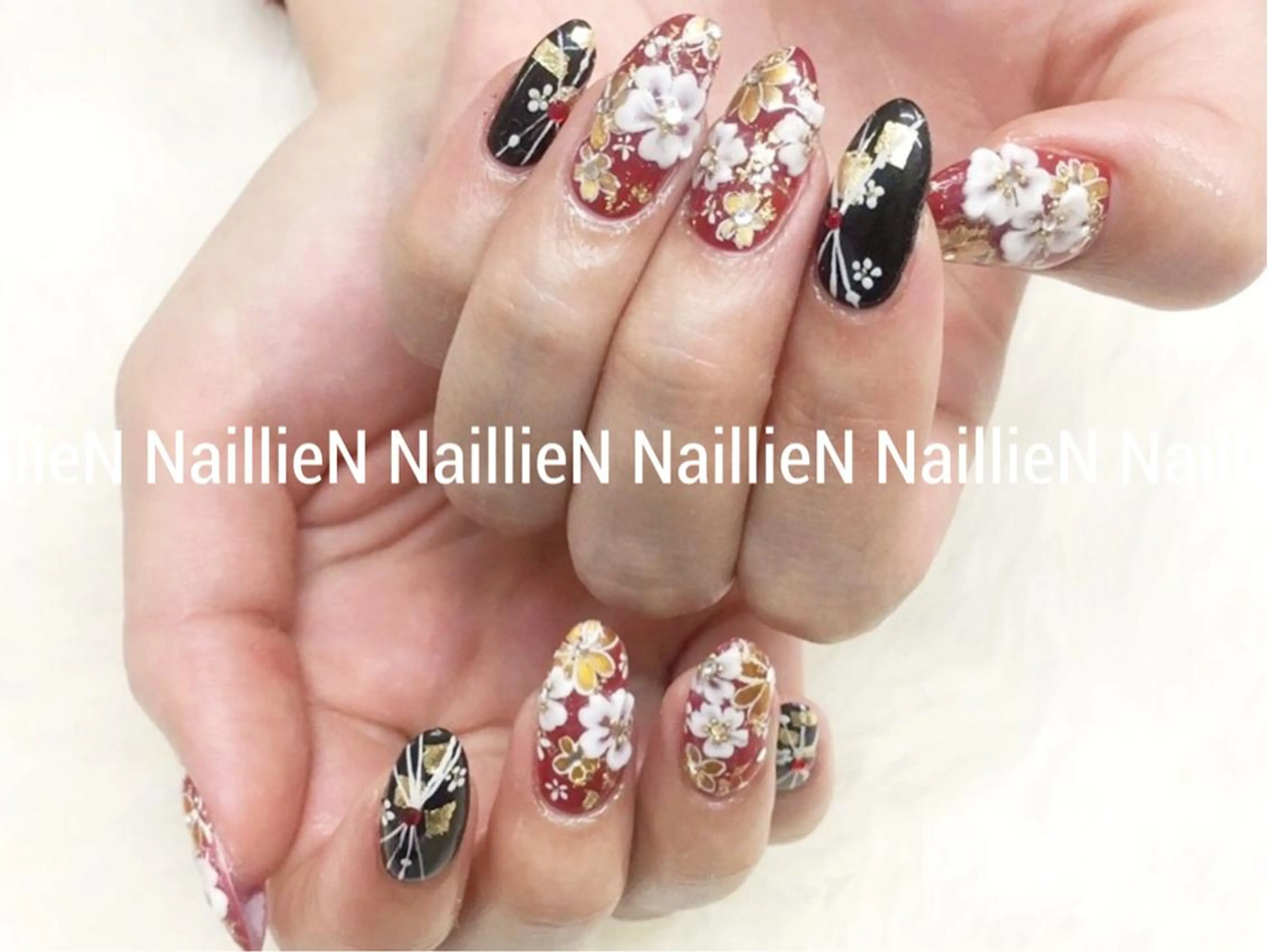 ネイル 成人式 ハンドネイル Nail lieNのネイルデザイン