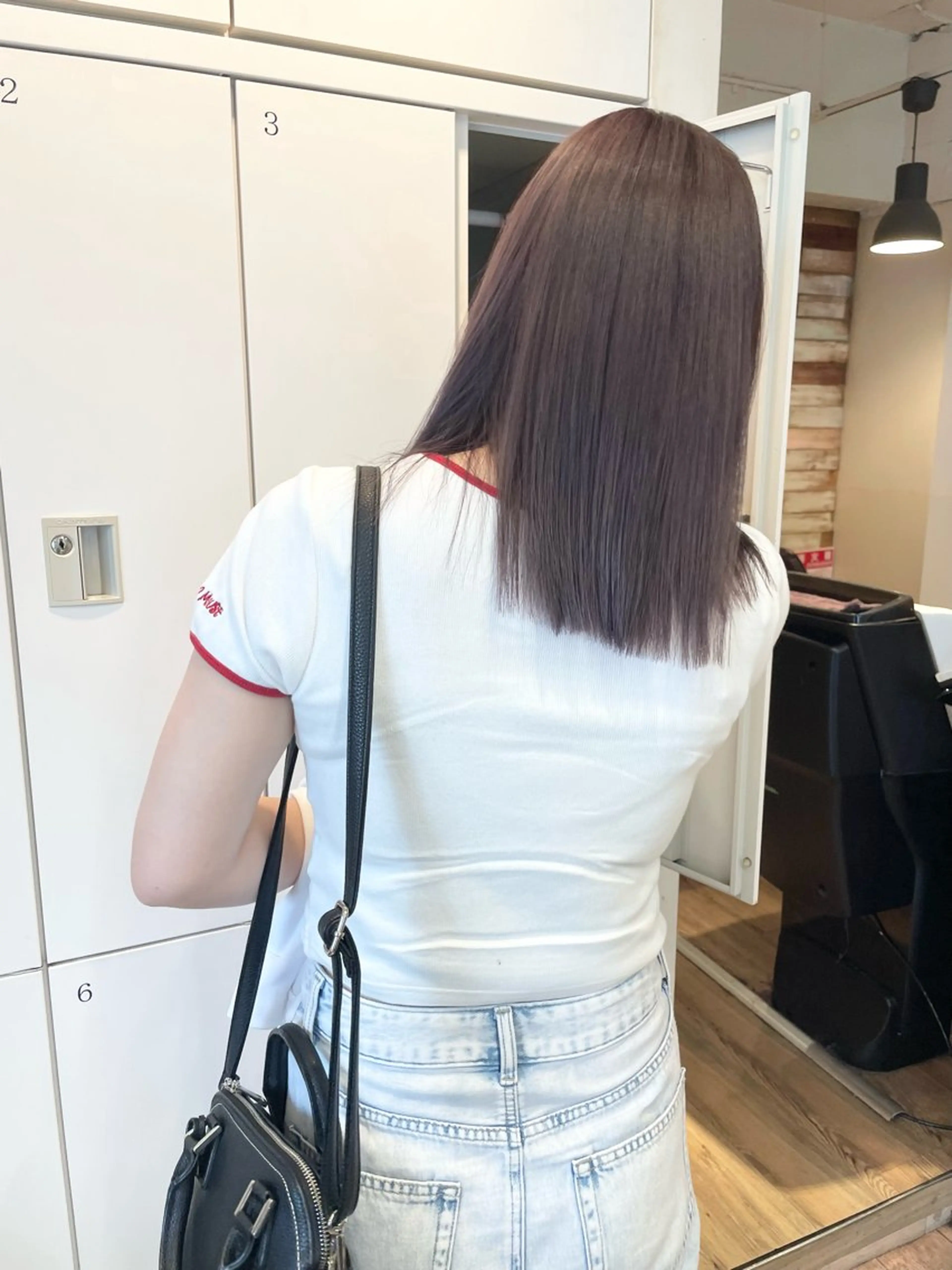 ミディアム カラー ブリーチ ラベンダーカラー ピンクカラー ✨横須賀髪質改善✨️ 加藤 百音のヘアスタイル