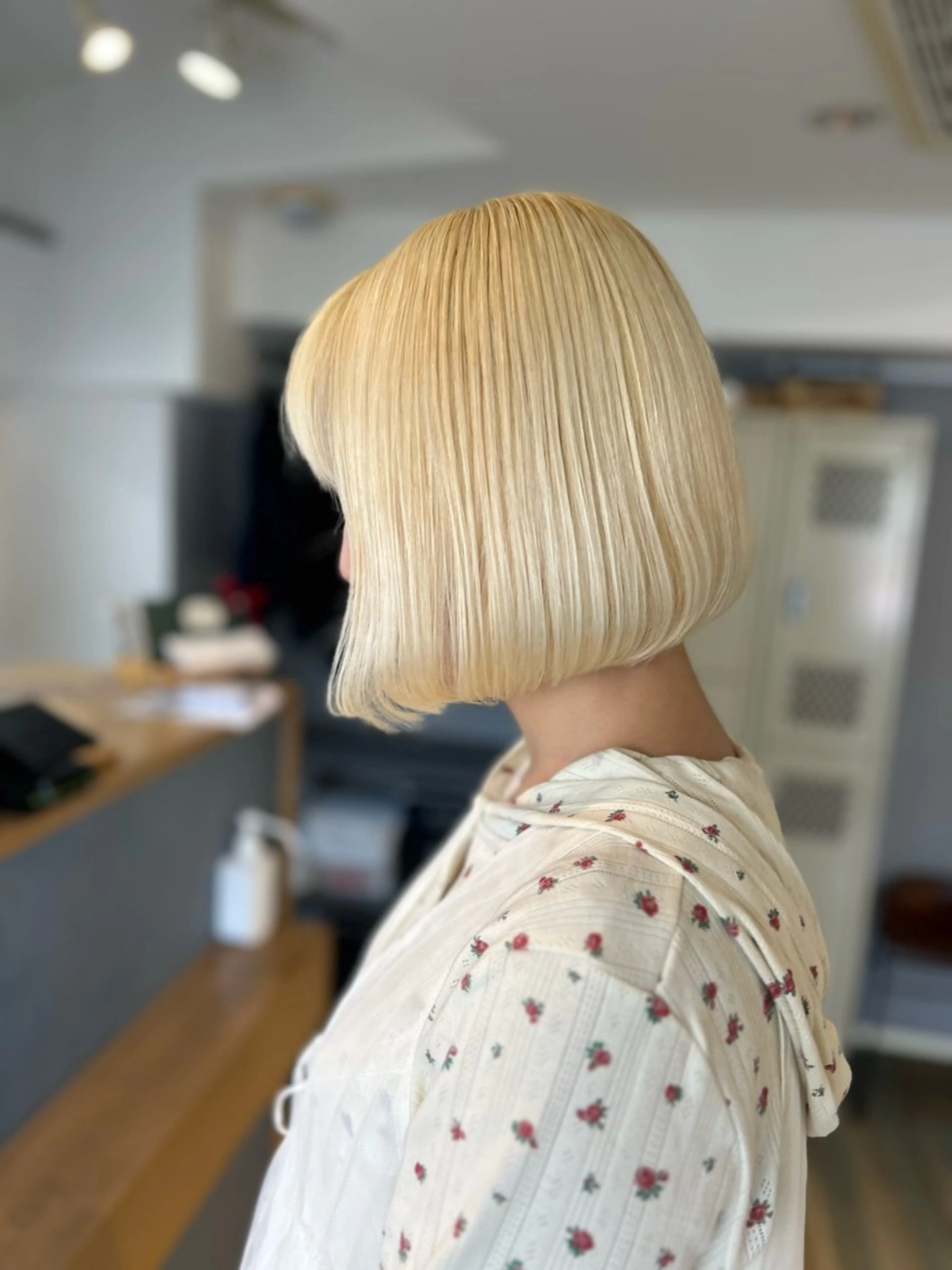 ショート ボブ ヘアカラー 🤎指名No.1ハイ トーン🤎日向花🤎のヘアスタイル