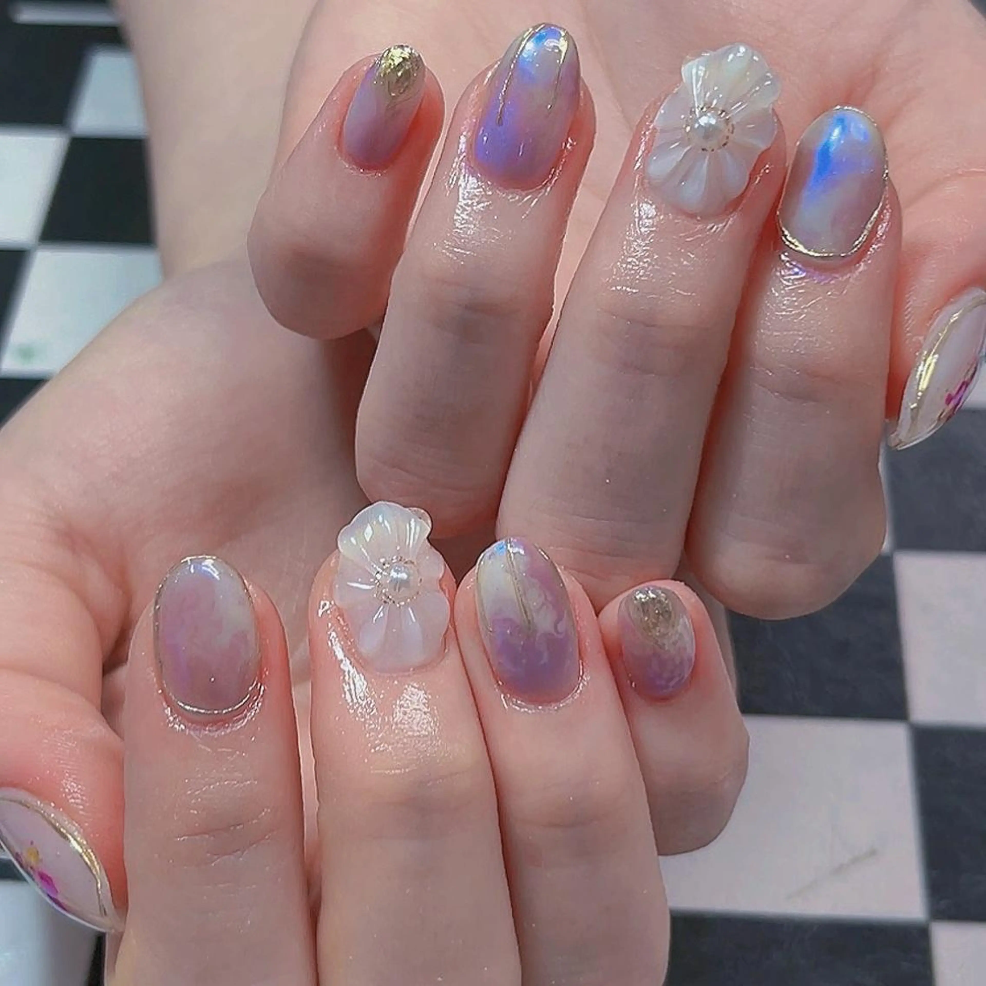 ネイル アートネイル オーロラネイル ガーリー キラキラネイル 韓国ネイル ハンドネイル フットネイル ハンドケア Diamond 🚢のネイルデザイン