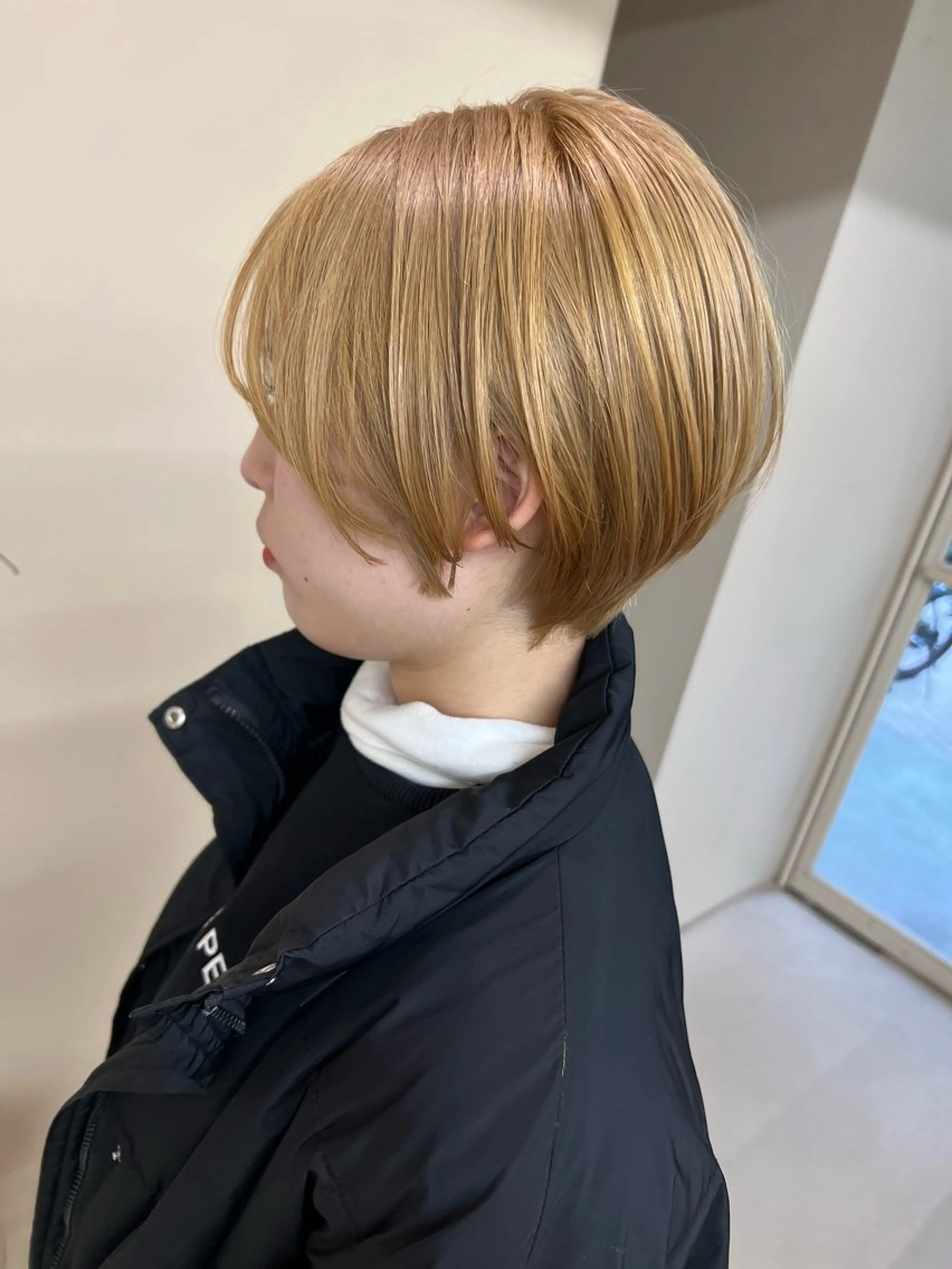 ショート ショートヘア カット ヘアカラー kento レイヤーカットのヘアスタイル