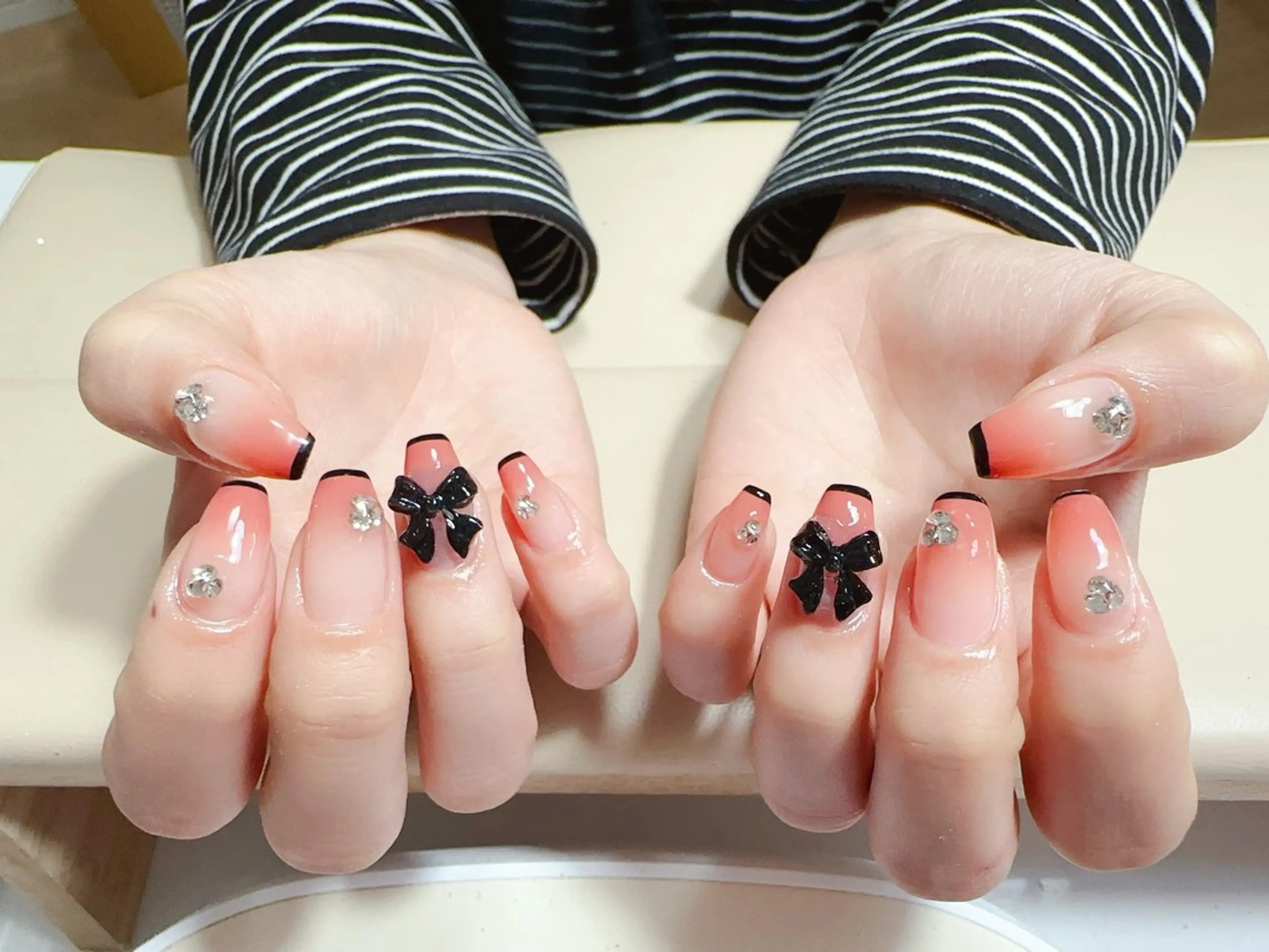 ネイル ハンドネイル NAIL CIRCLESのネイルデザイン