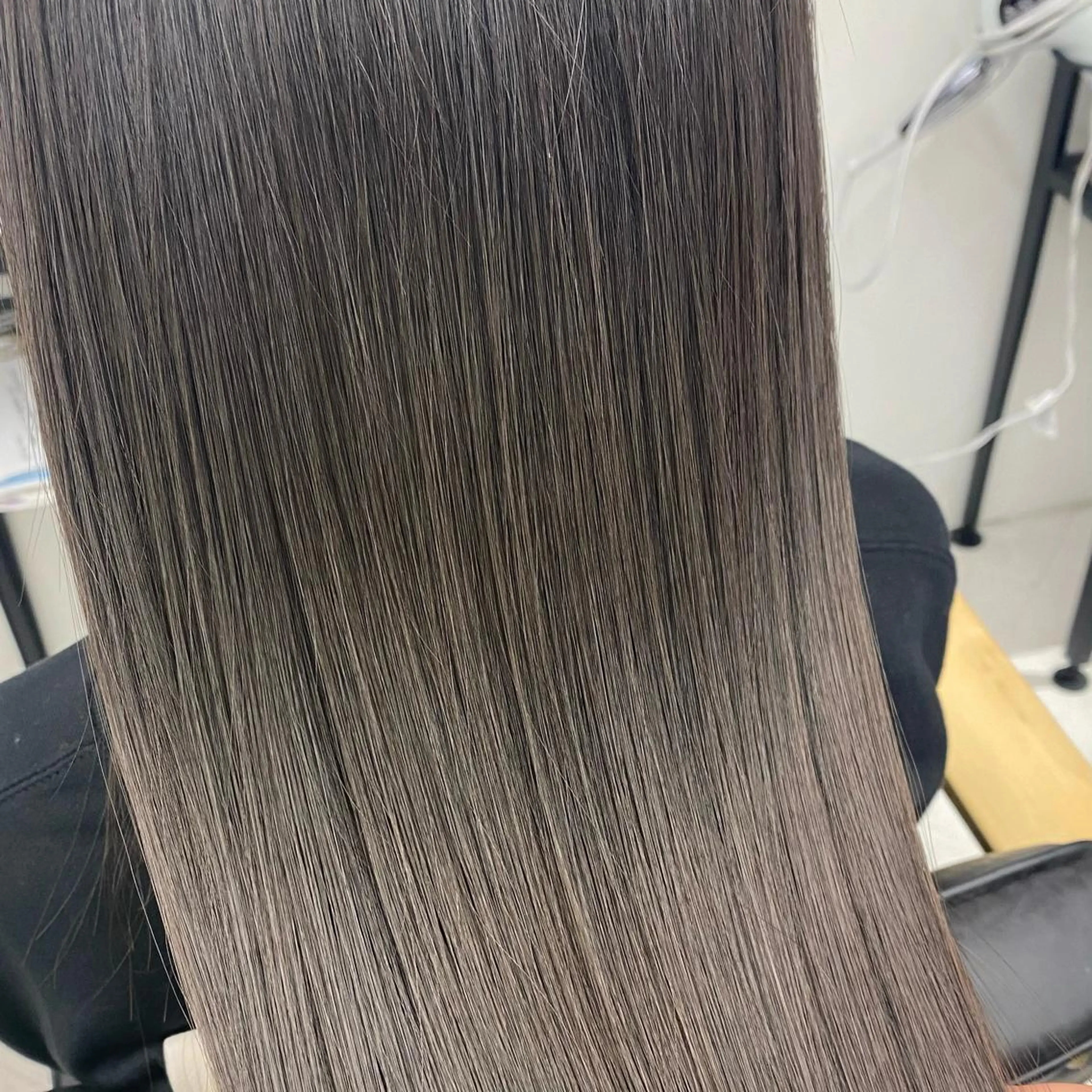 ミディアム パーマ ヘアアレンジ ネイル マツエク・マツパ 髪質改善 トリートメント mona/ ストレートスタイル✨のヘアスタイル