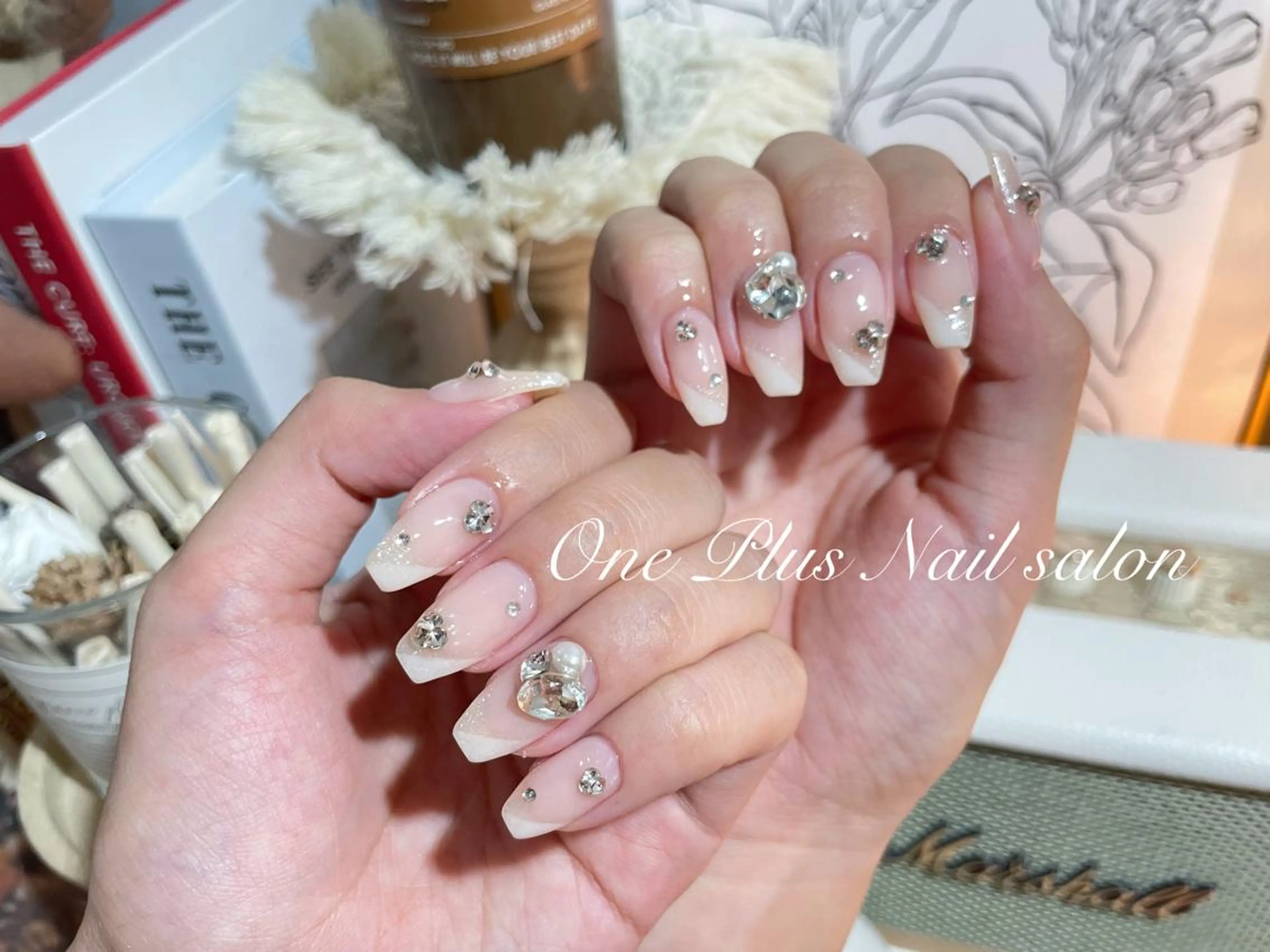 ネイル One Plus Nail Salonのネイルデザイン