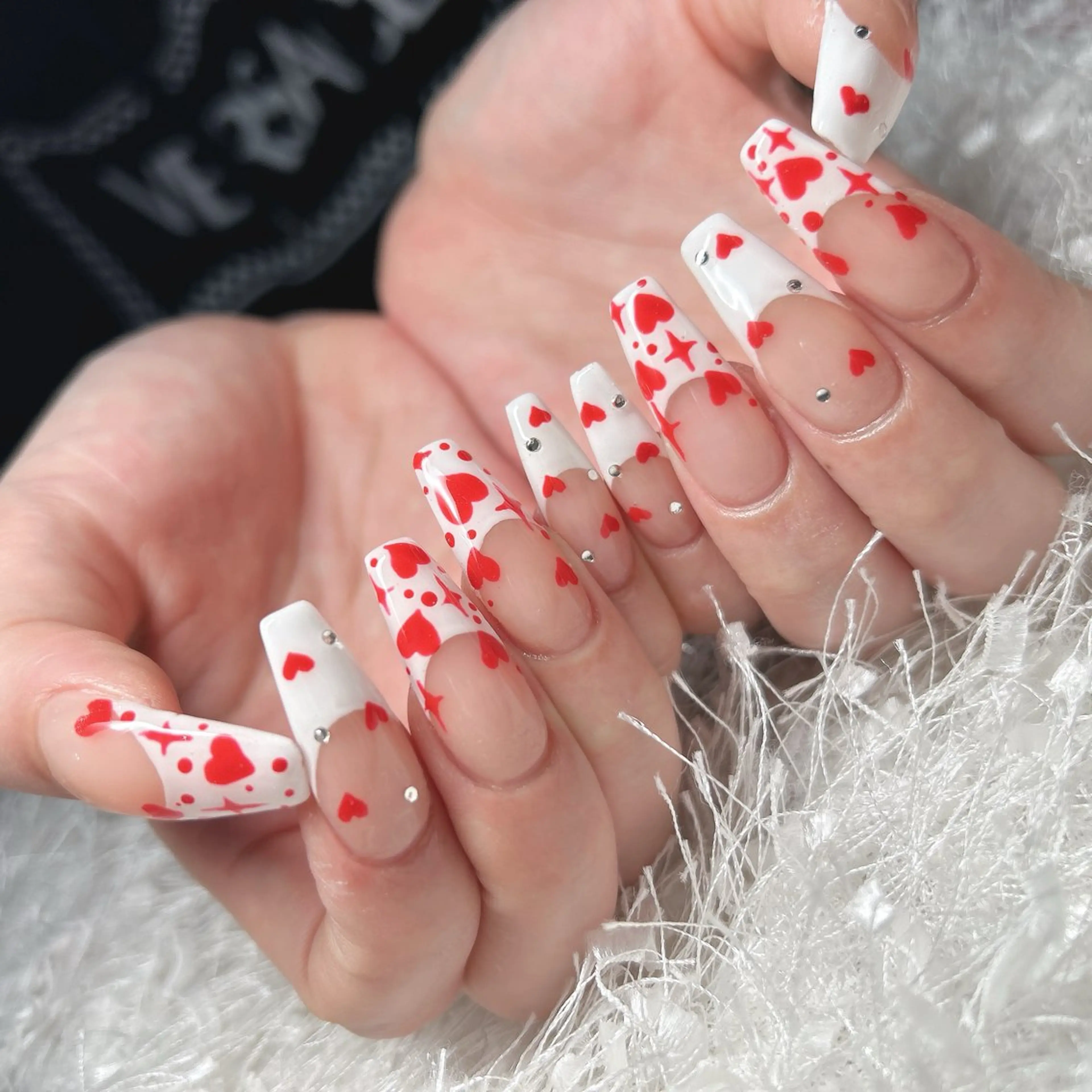 ネイル フレンチネイル ハート un Riche kayanoのネイルデザイン