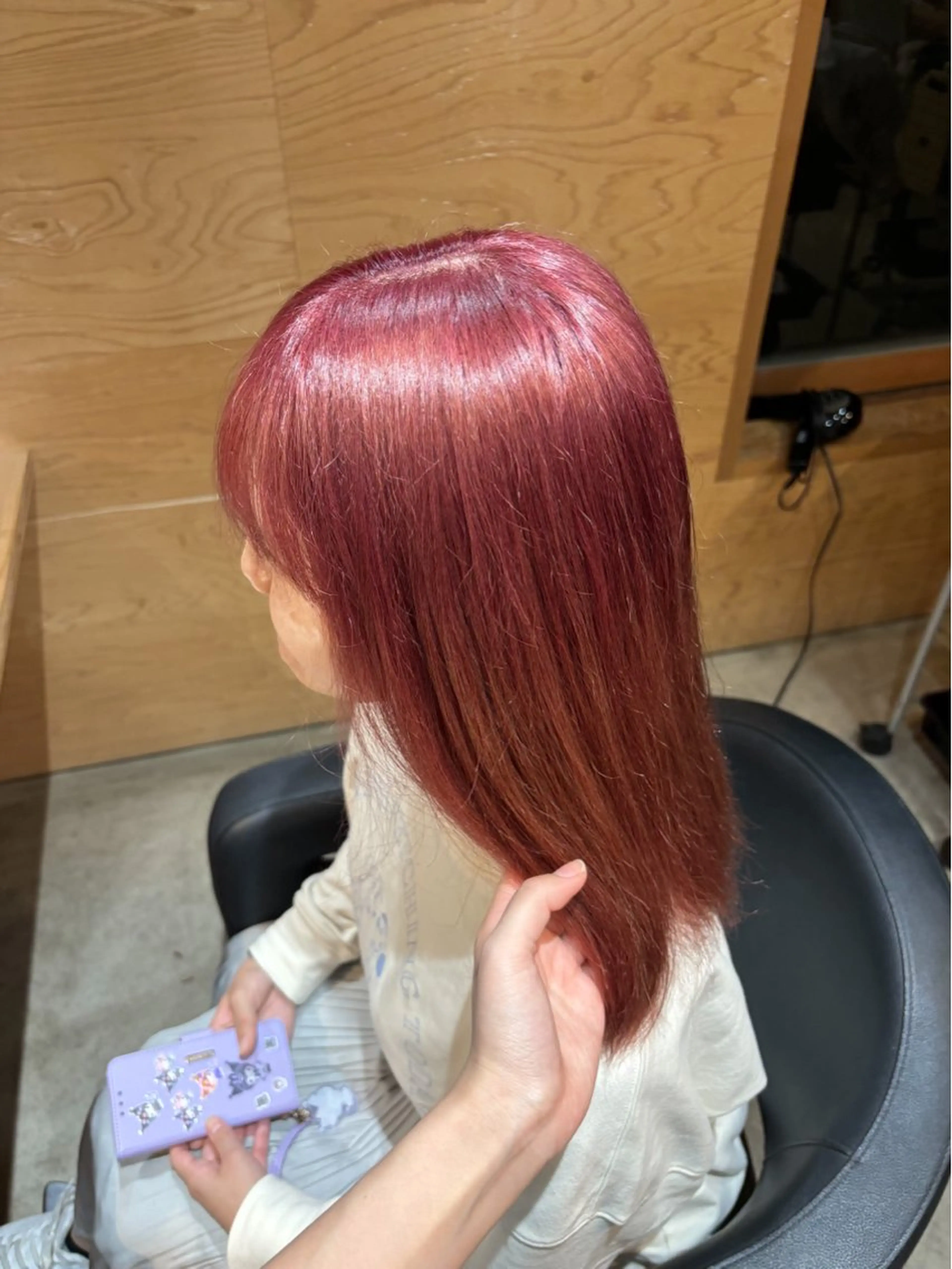 カラー ブリーチ ピンクカラー Riccio所属・野村 りおのヘアスタイル