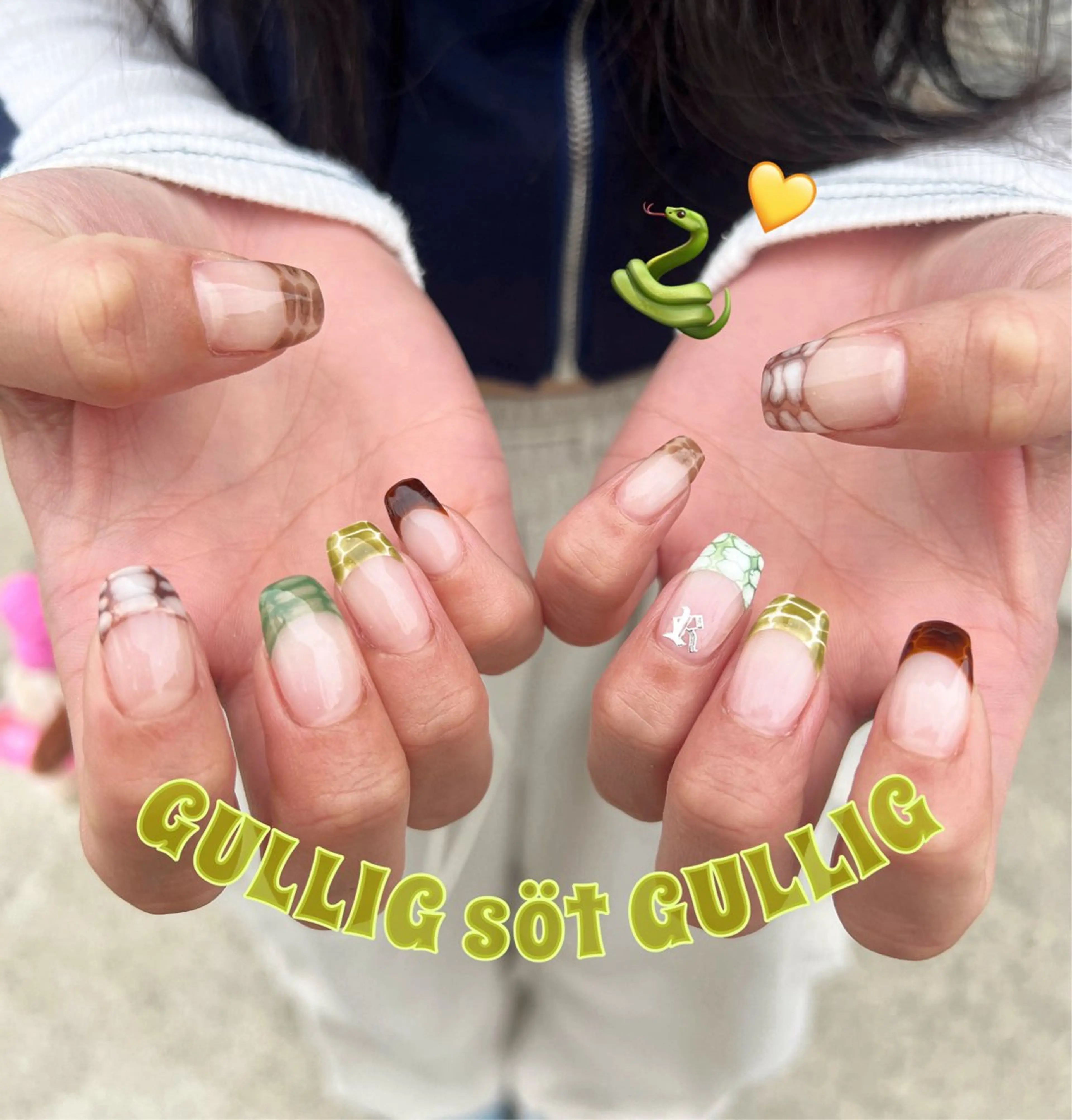 ネイル ハンドネイル フットネイル GULLIG söt GULLIGのネイルデザイン
