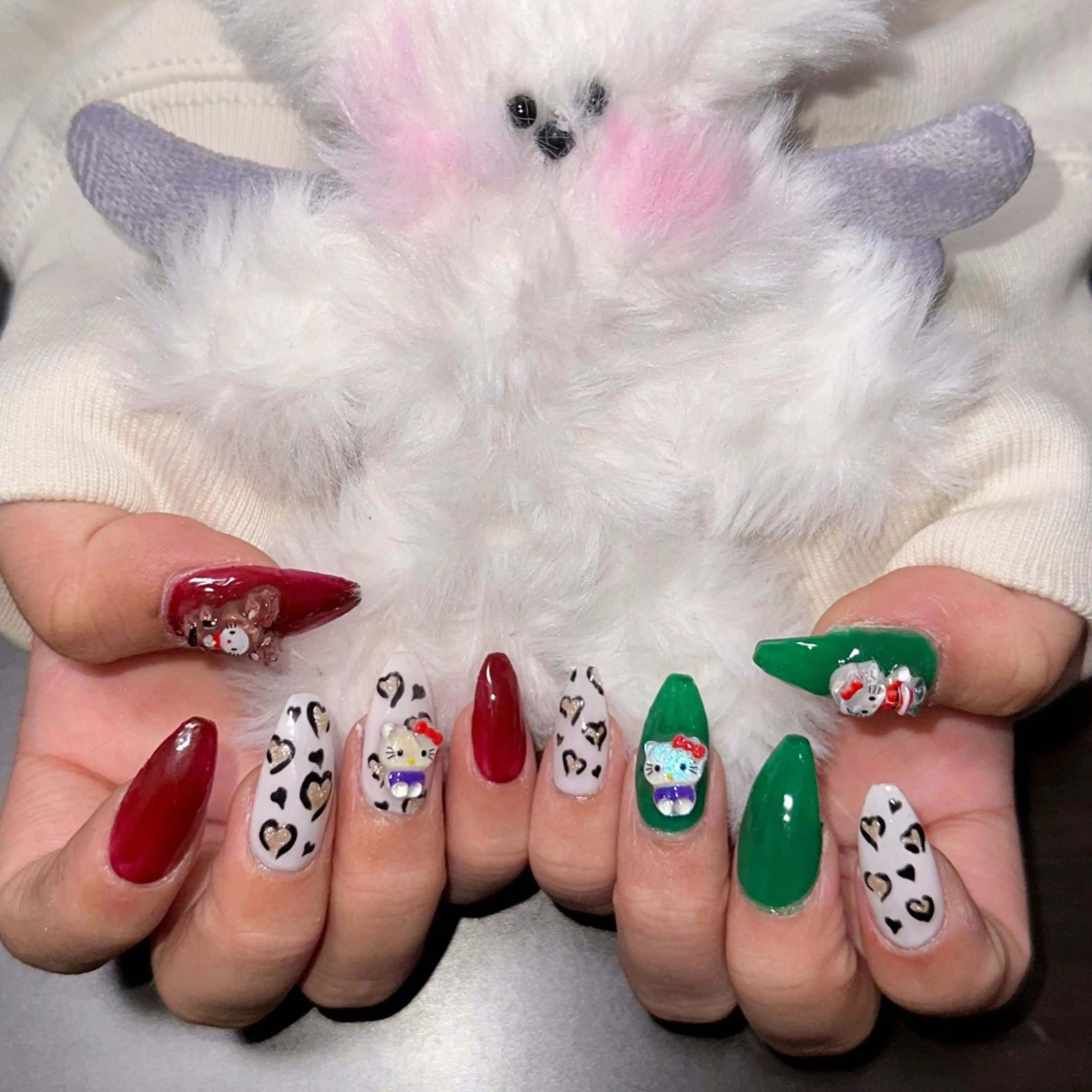 ネイル 富岡 妃奈のネイルデザイン