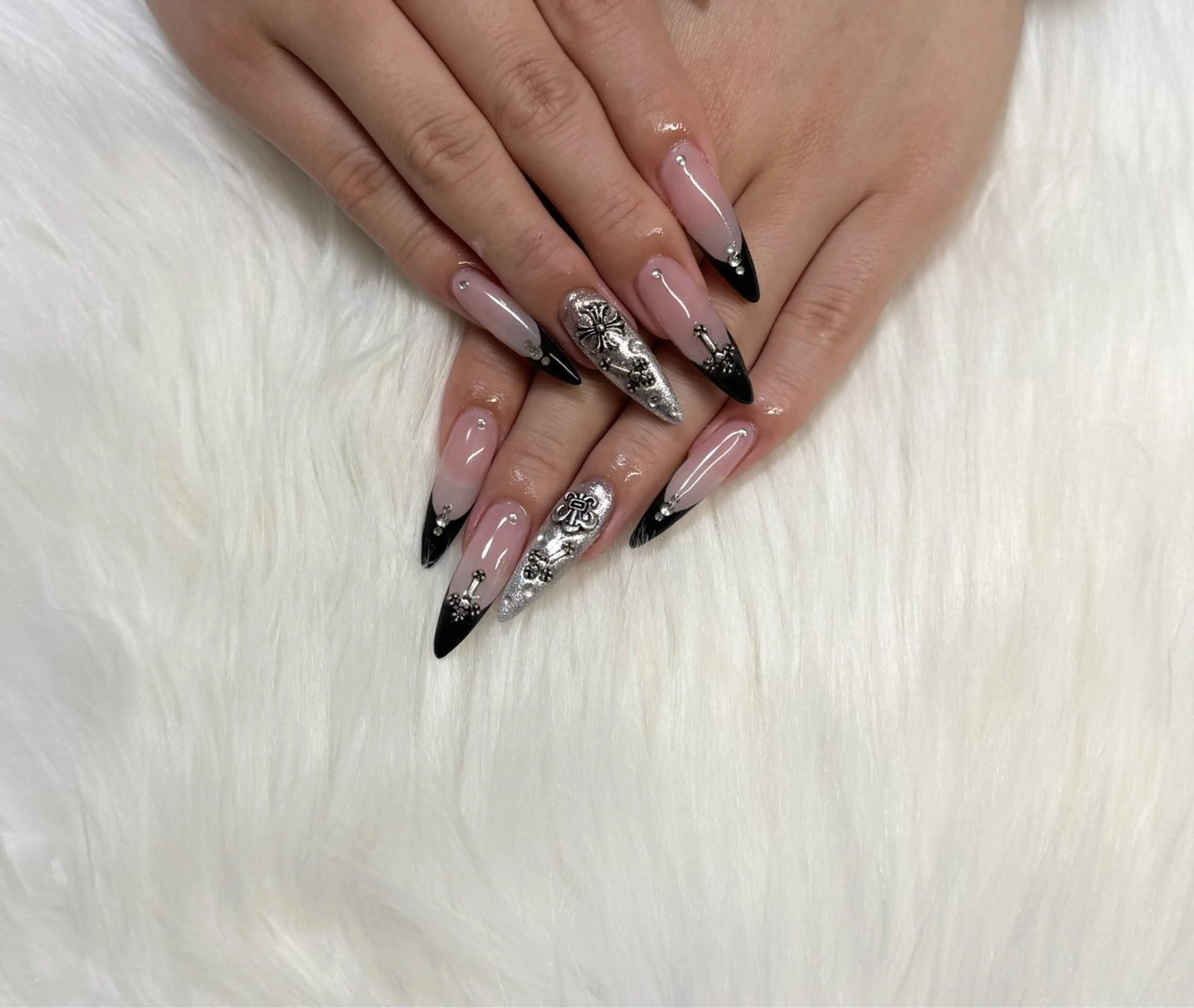 ネイル nailsalon R.のネイルデザイン