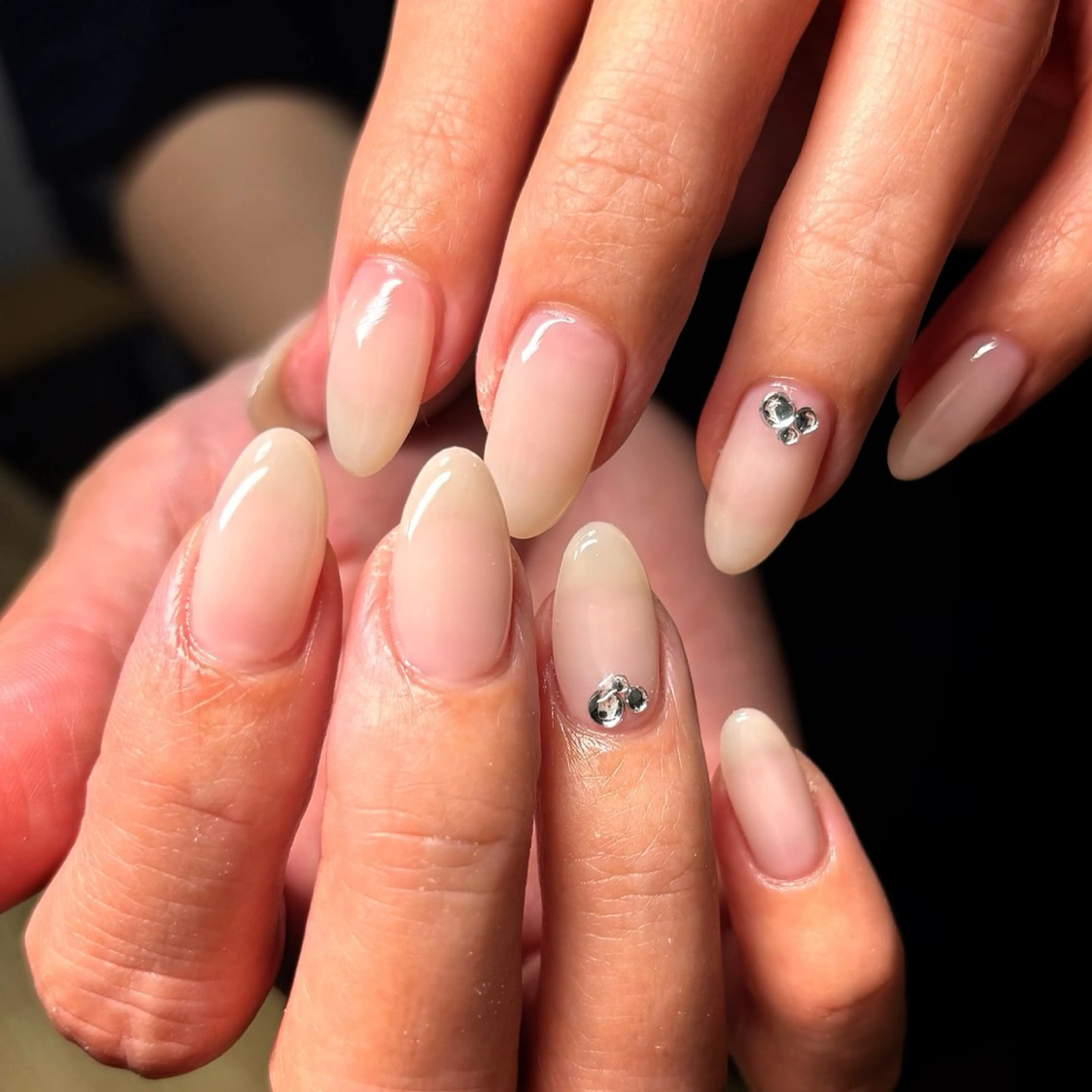 ネイル nail salon CHUEO.所属・吉岡 晴香のネイルデザイン