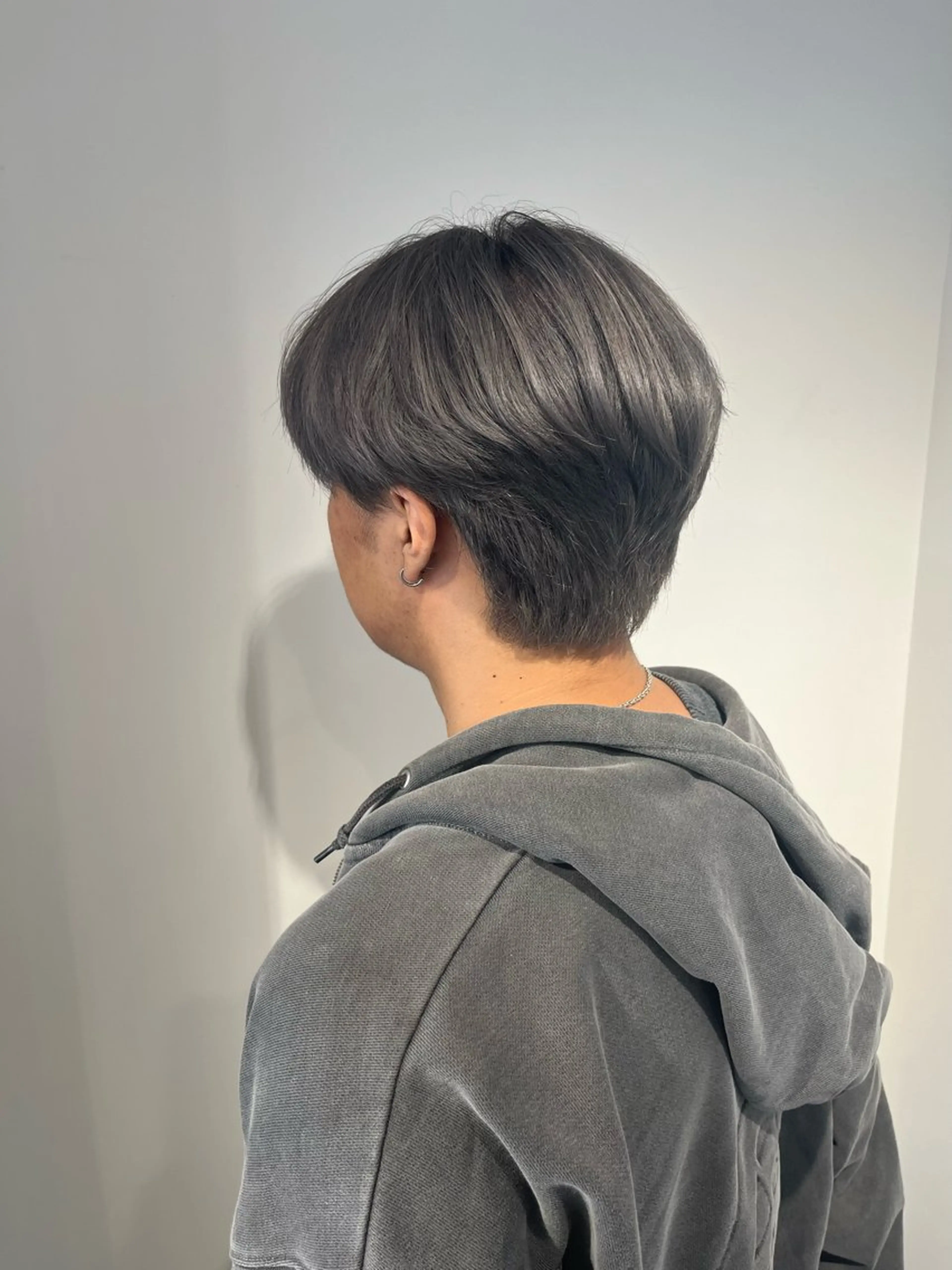 カラー メンズ ヘアカラー 吉原葵/ハイトーン /インナーカラーのヘアスタイル