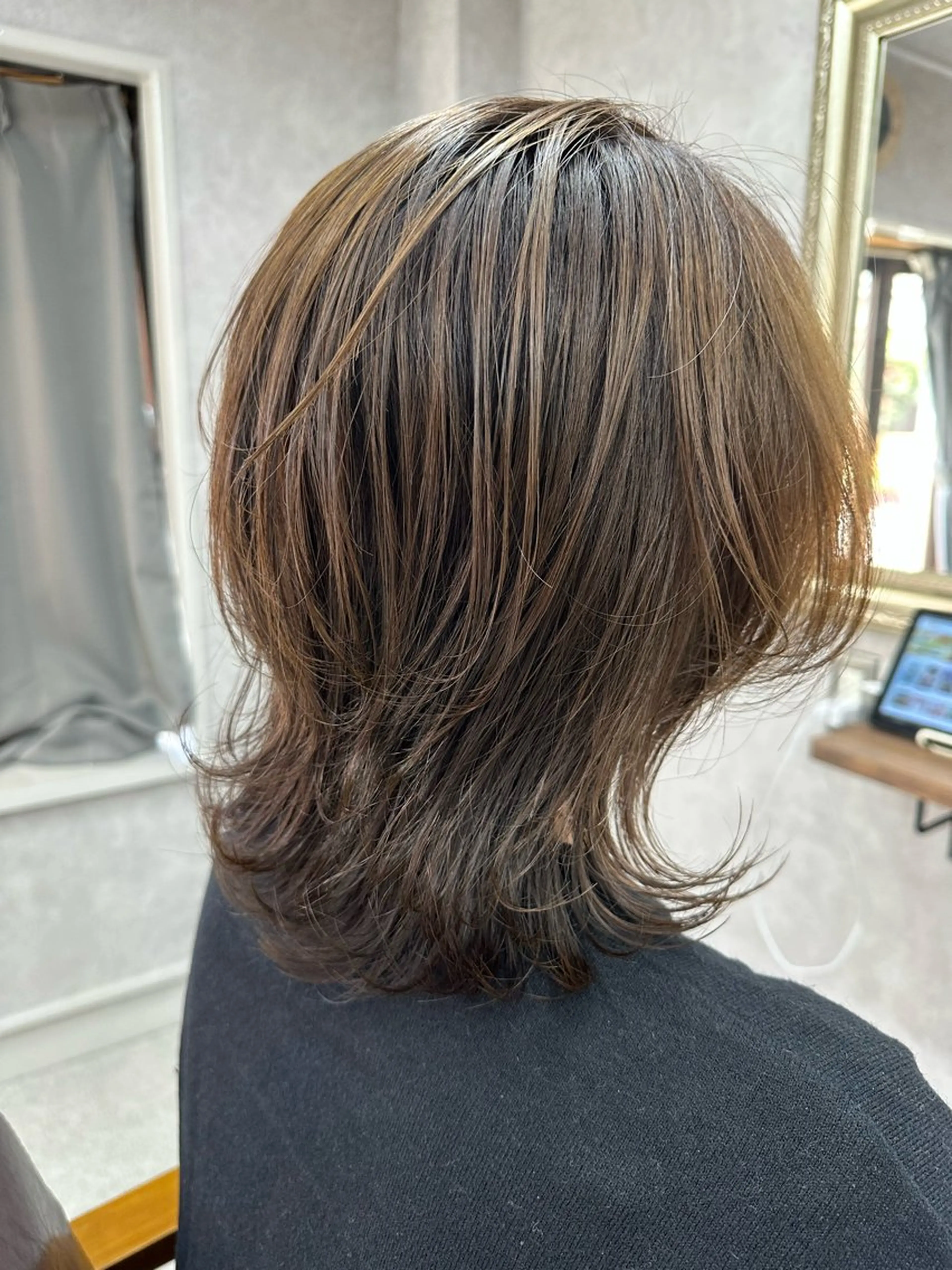 ミディアム カラー カット ヘアカラー トリートメント Lien 深井店のヘアスタイル