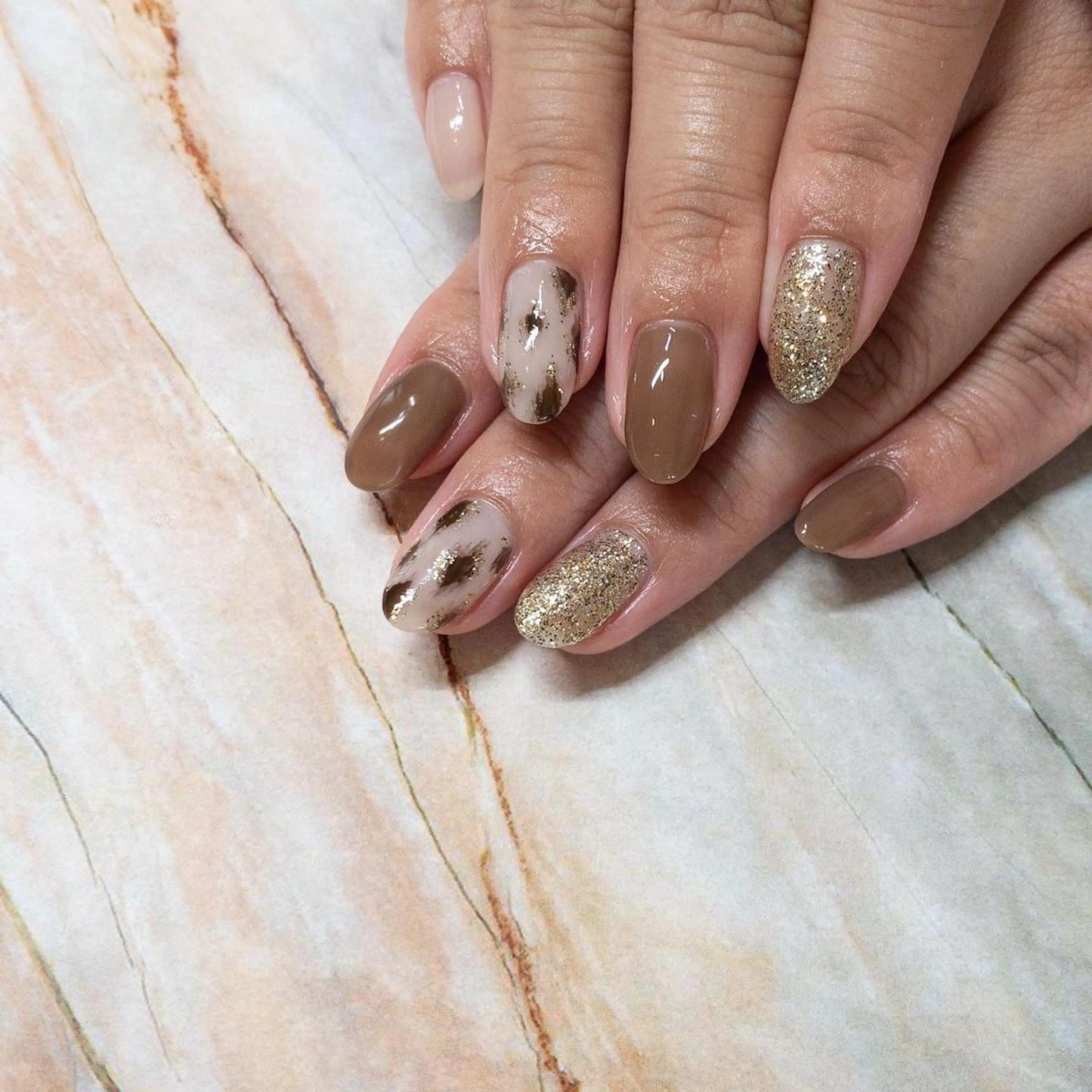 ネイル rokunana 佐野のネイルデザイン