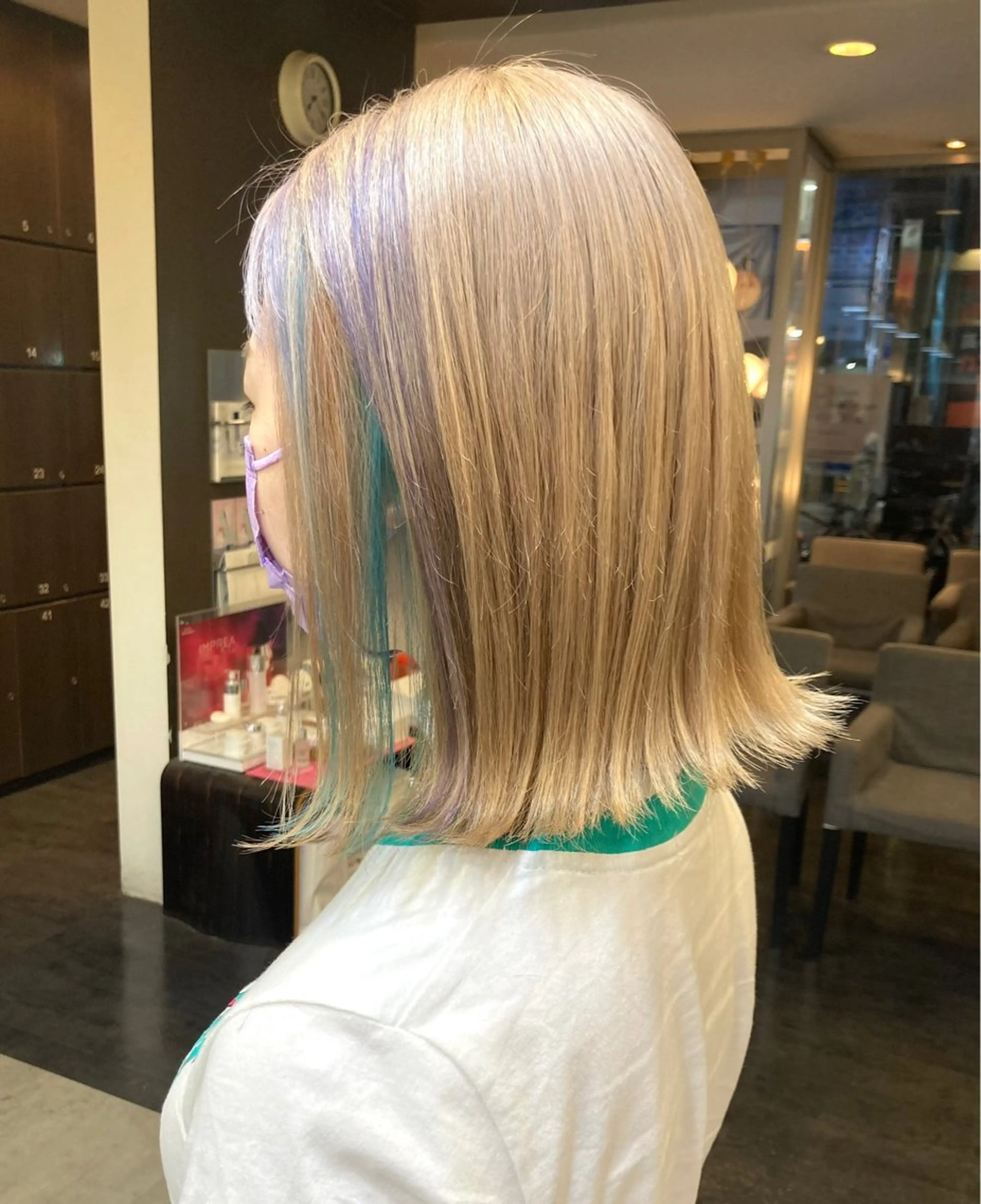 ミディアム カラー デザインカラー イヤリングカラー ちょめ/八王子 ZEST emuのヘアスタイル