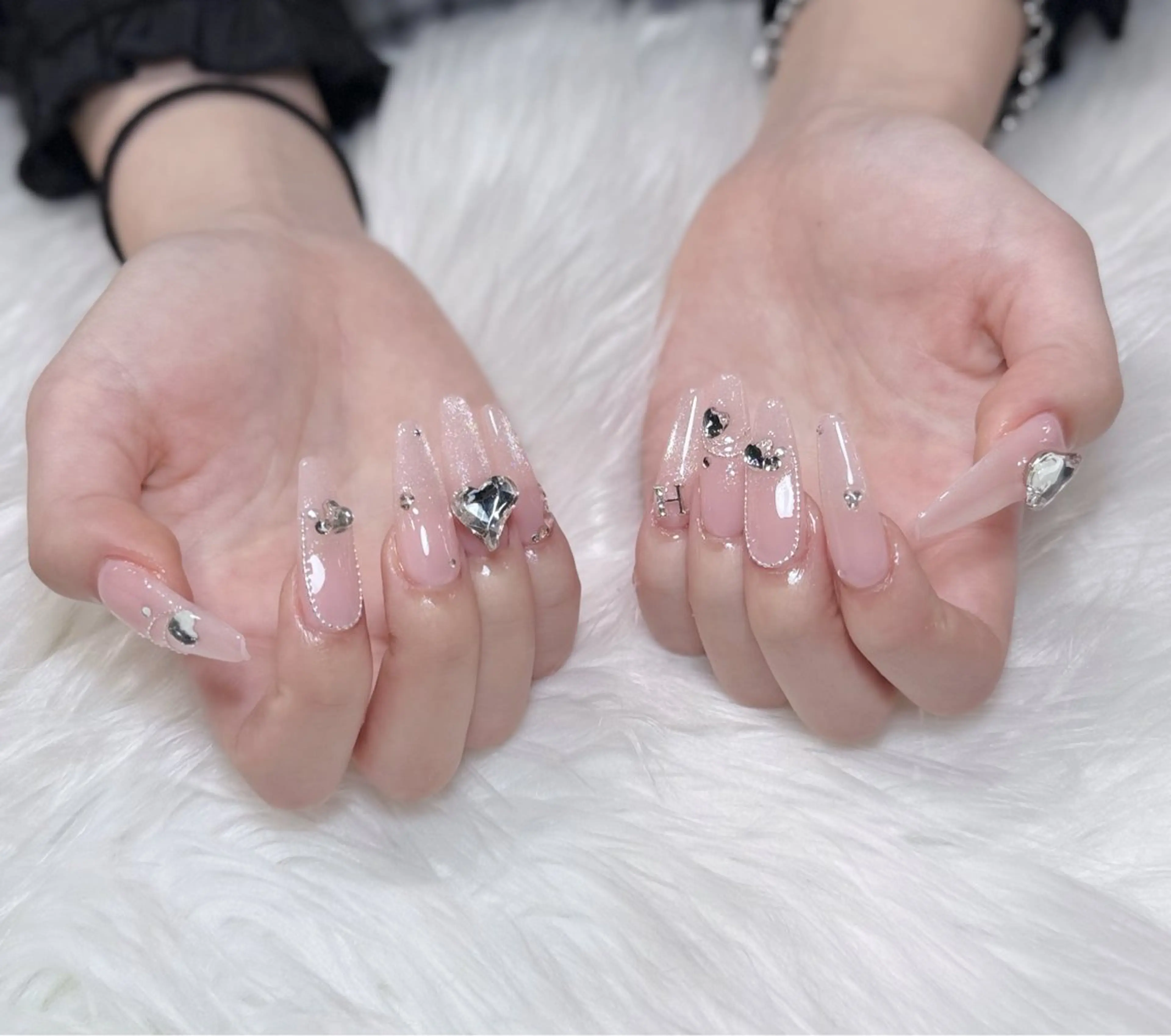 ネイル アートネイル オーロラネイル ジェルネイル 韓国ネイル ロングネイル ハンドネイル Nichi Nailsのネイルデザイン