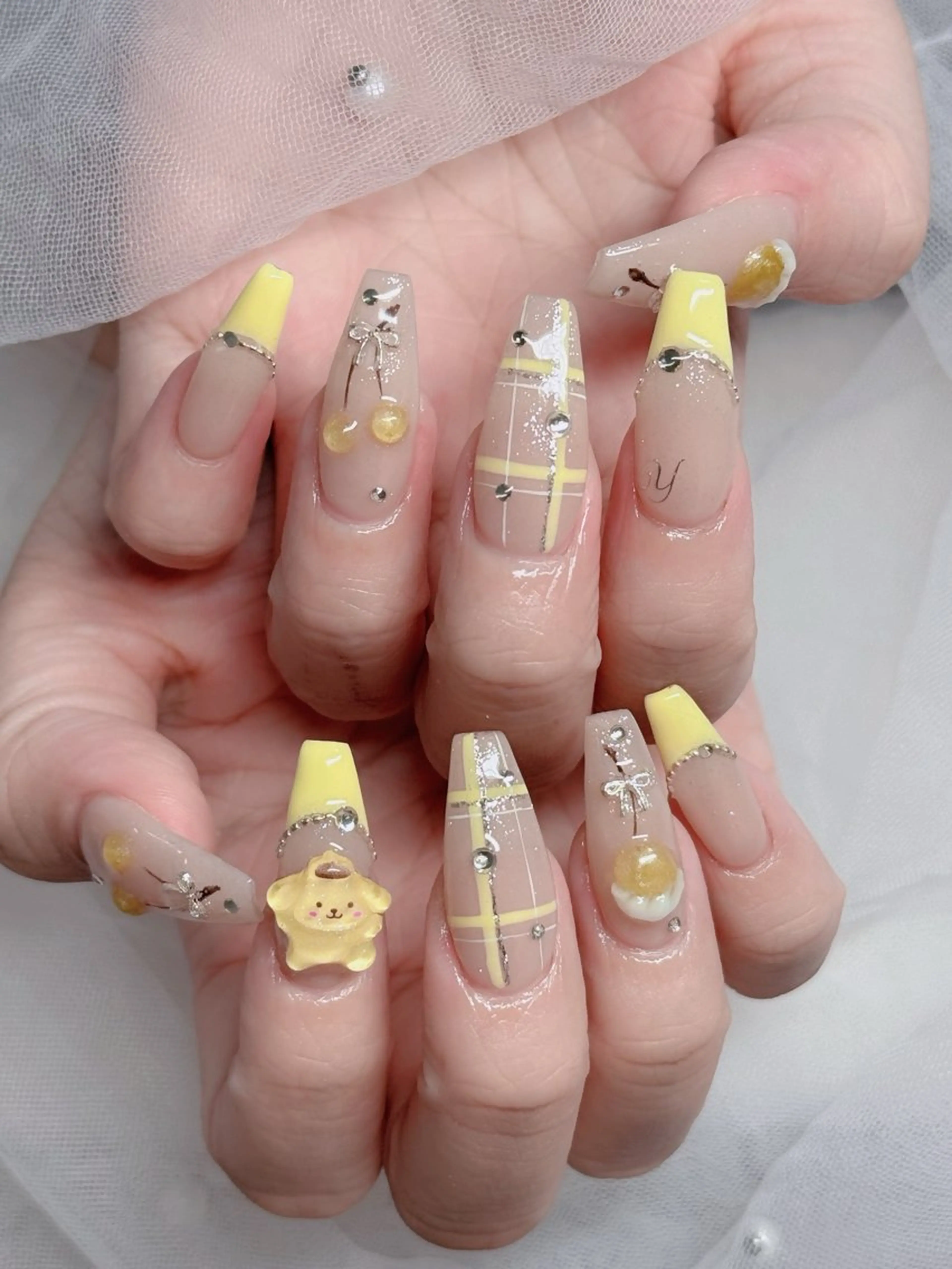 ネイル フレンチネイル ジェルネイル ガラスフレンチ ハロウィン ハート H.baby Nail Salonのネイルデザイン