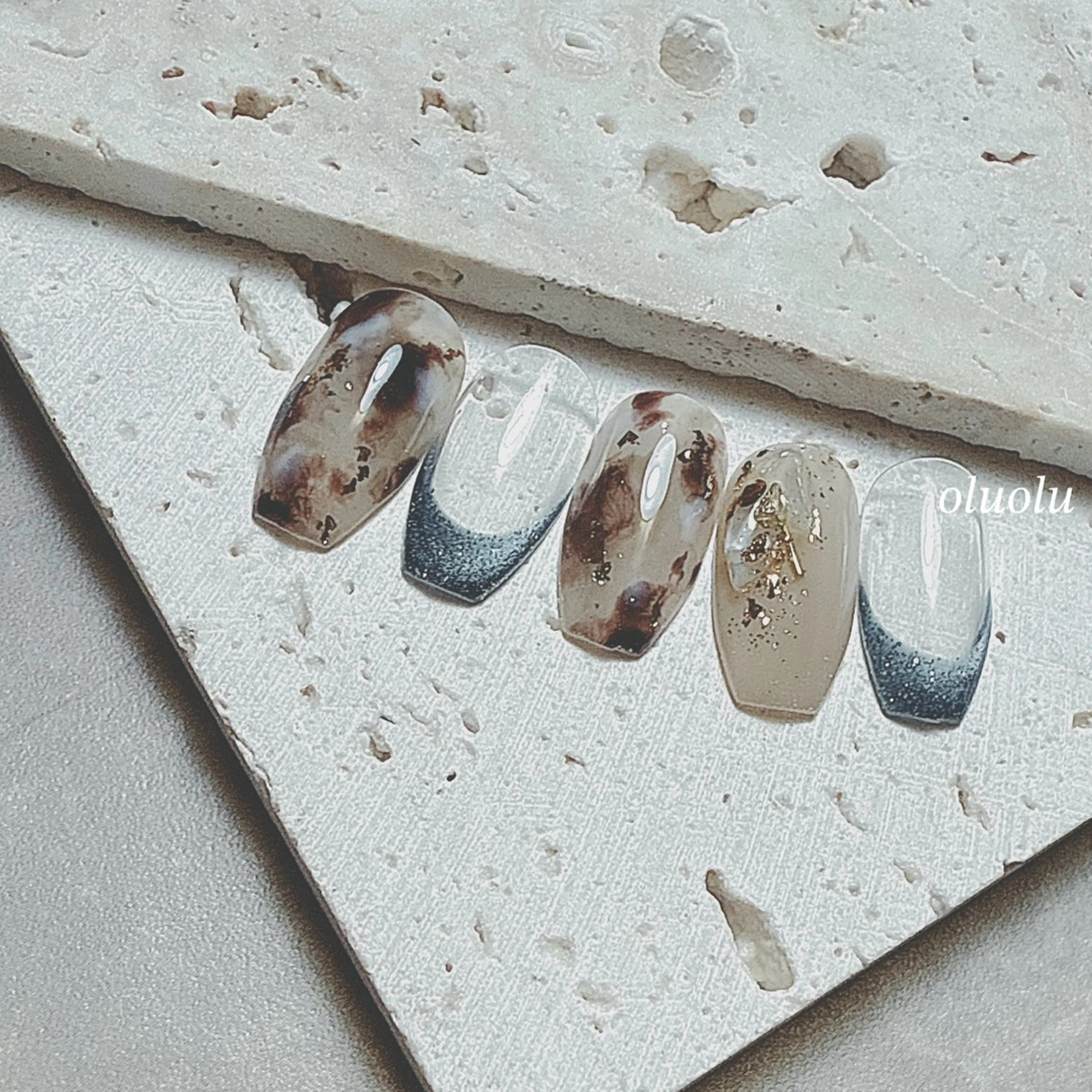 ネイル アートネイル フットネイル マグネットネイル ニュアンスネイル ハンドネイル 大村 紬華のネイルデザイン