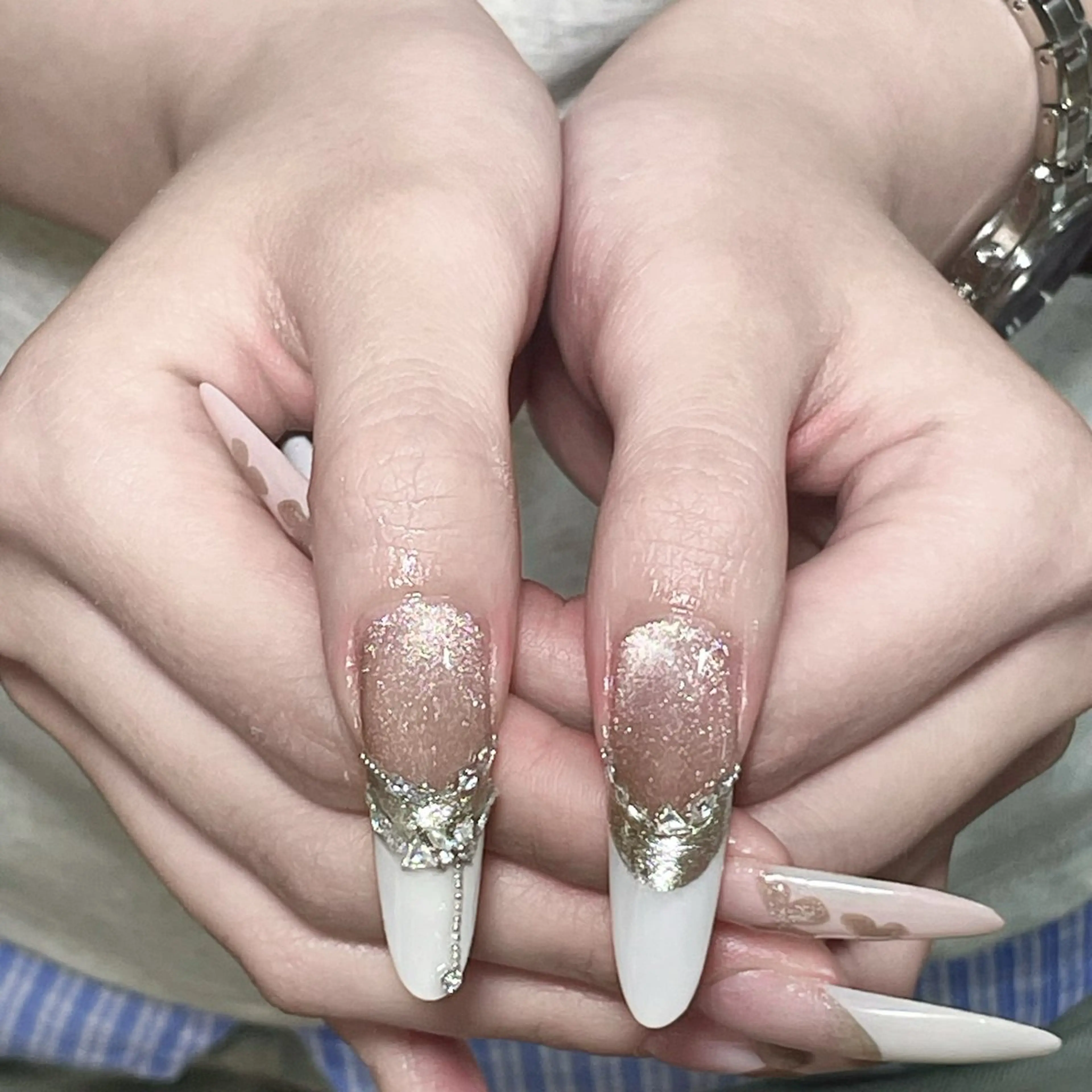 ネイル ハンドネイル LI XINLUのネイルデザイン