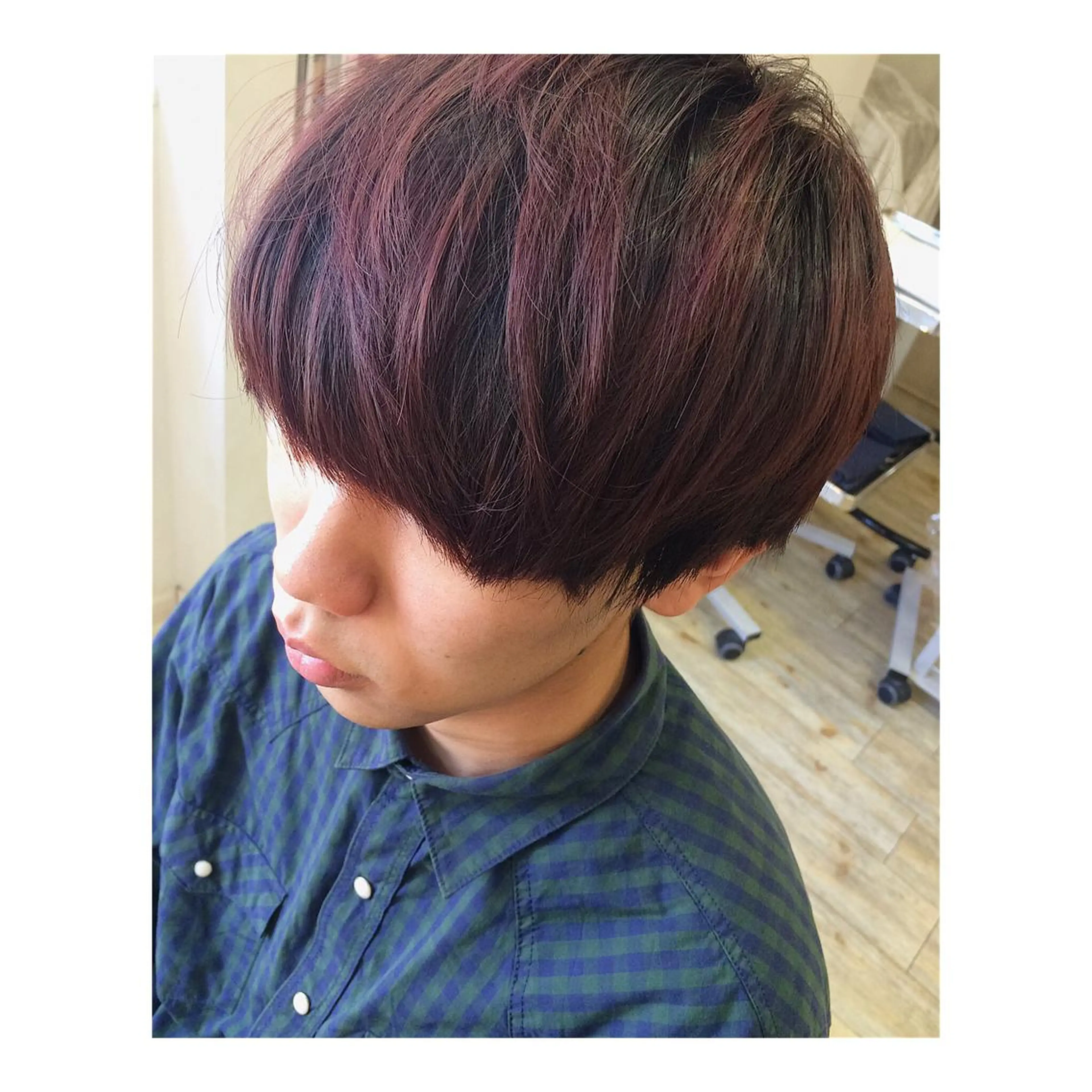 ショート カラー メンズ 平内 賢人のヘアスタイル