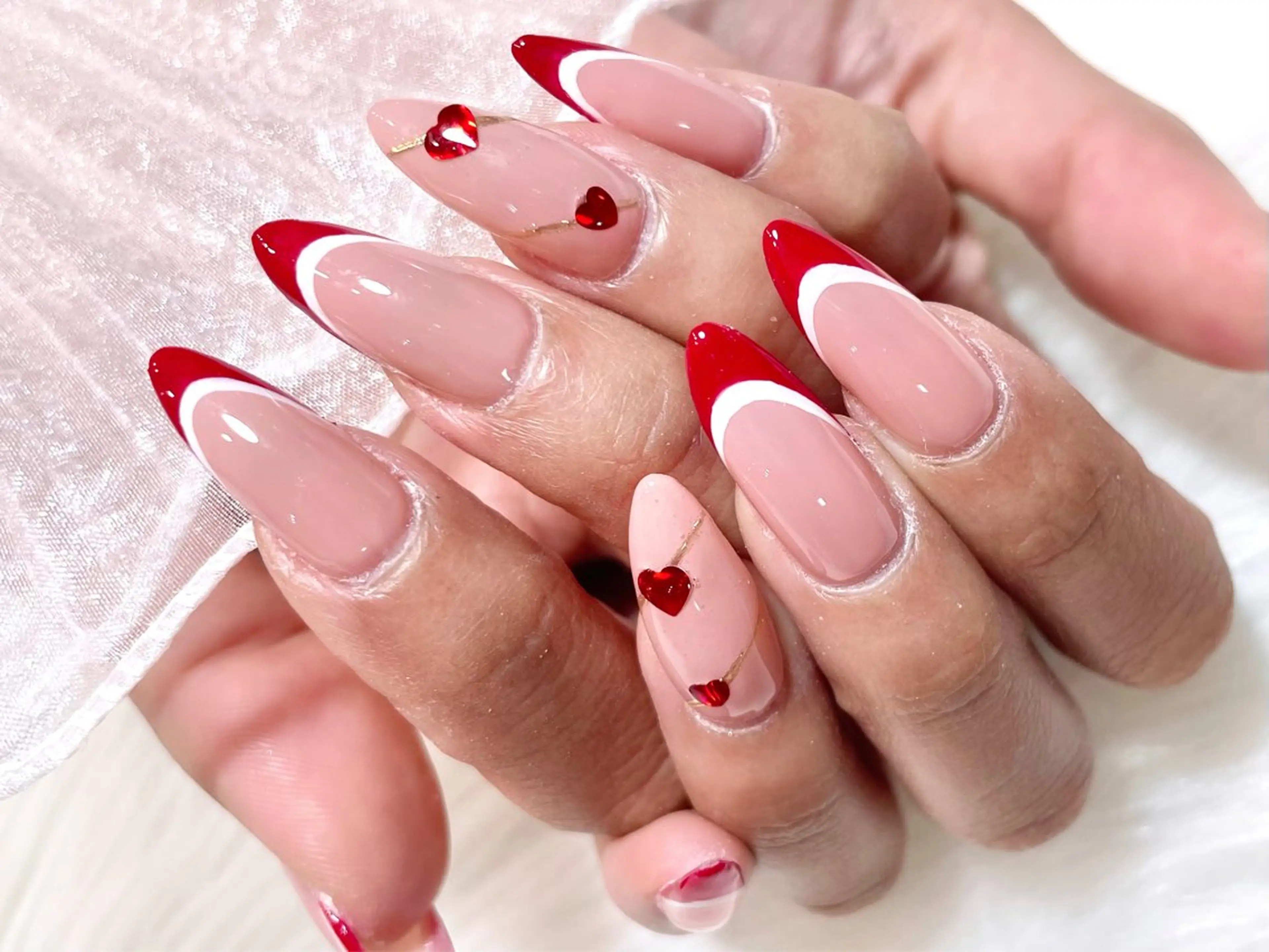 ネイル フレンチネイル ハート 赤色 バレンタイン ハンドネイル ゆりか ジョアアンジェ福島のネイルデザイン