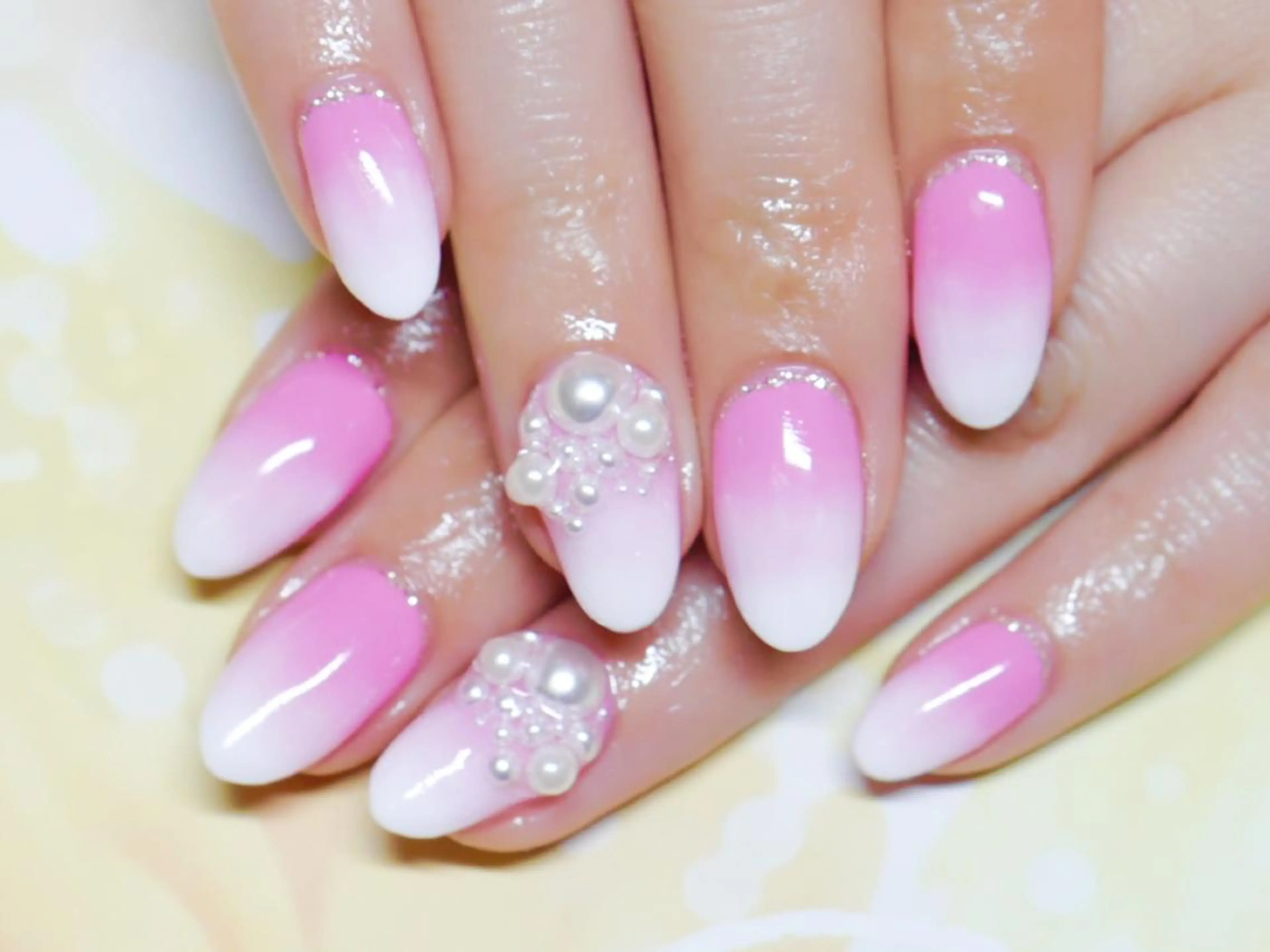 ネイル ジェルネイル レイジー スワンのネイルデザイン