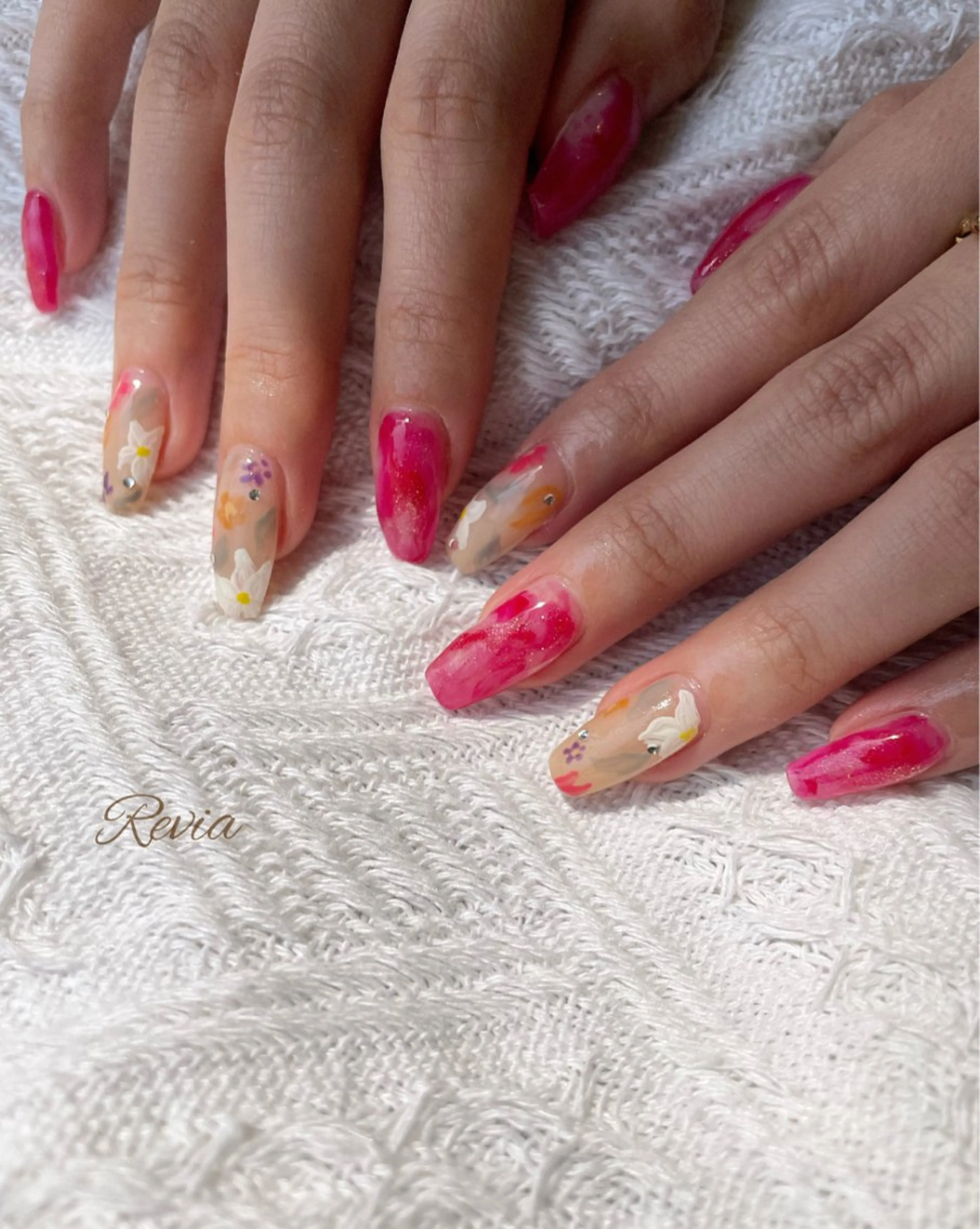 ネイル ハンドネイル revia所属・ERI Nailistのネイルデザイン