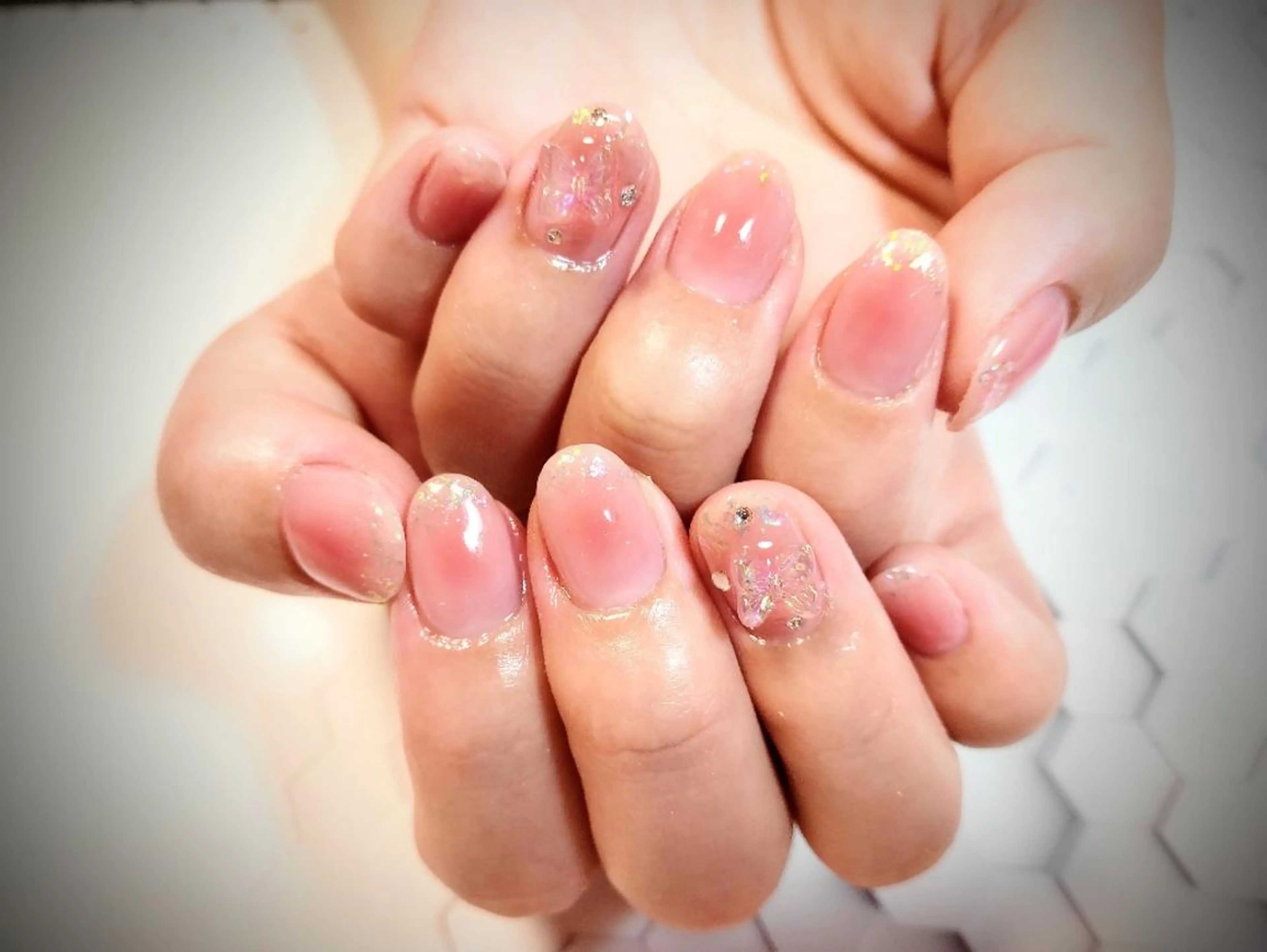 ネイル チークネイル ＤI'A ネイルサロンのネイルデザイン