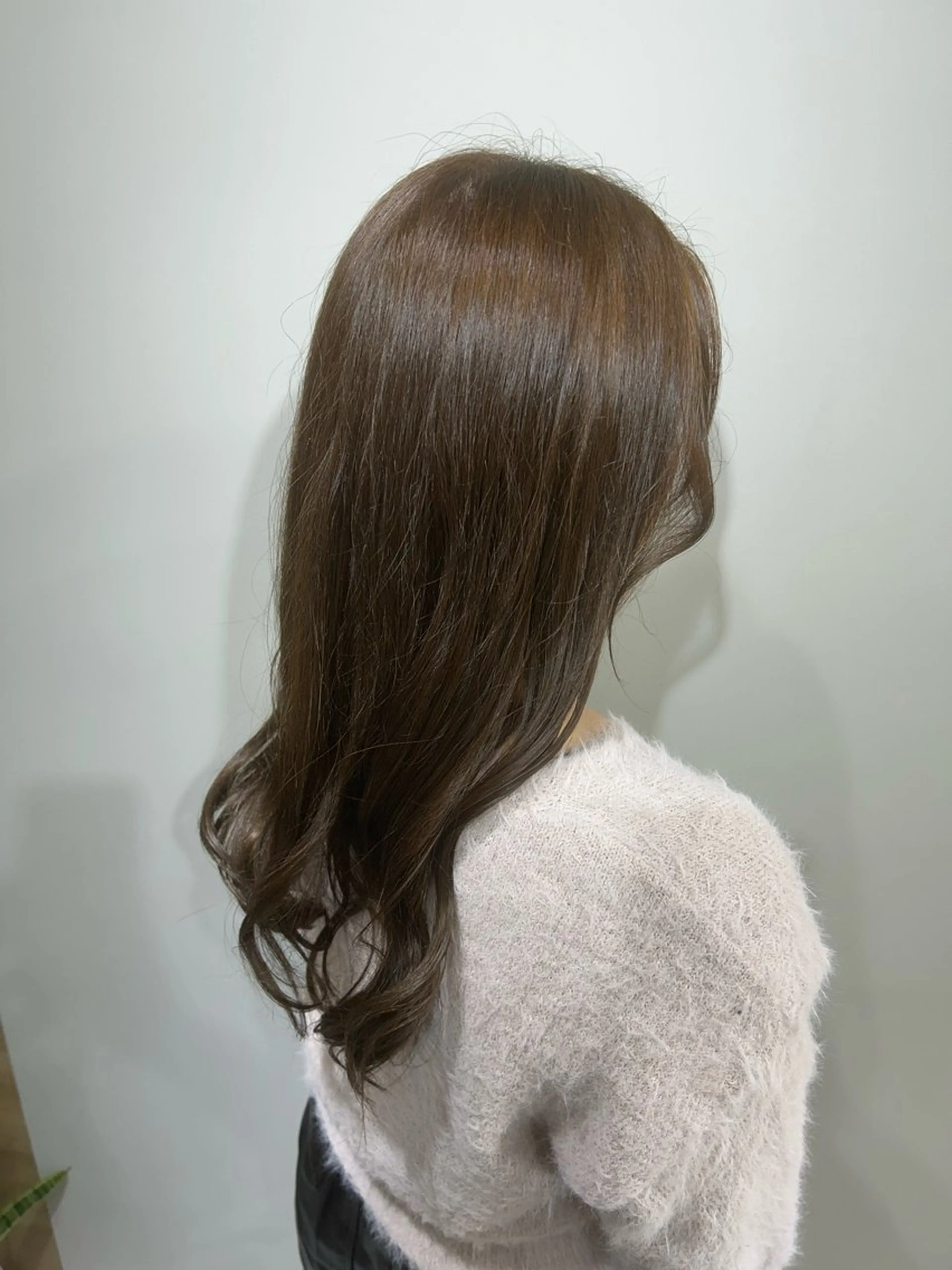 カラー アッシュ アッシュブラウン ブラウンカラー CHERiR所属・🤍中島 紫音🤍のヘアスタイル