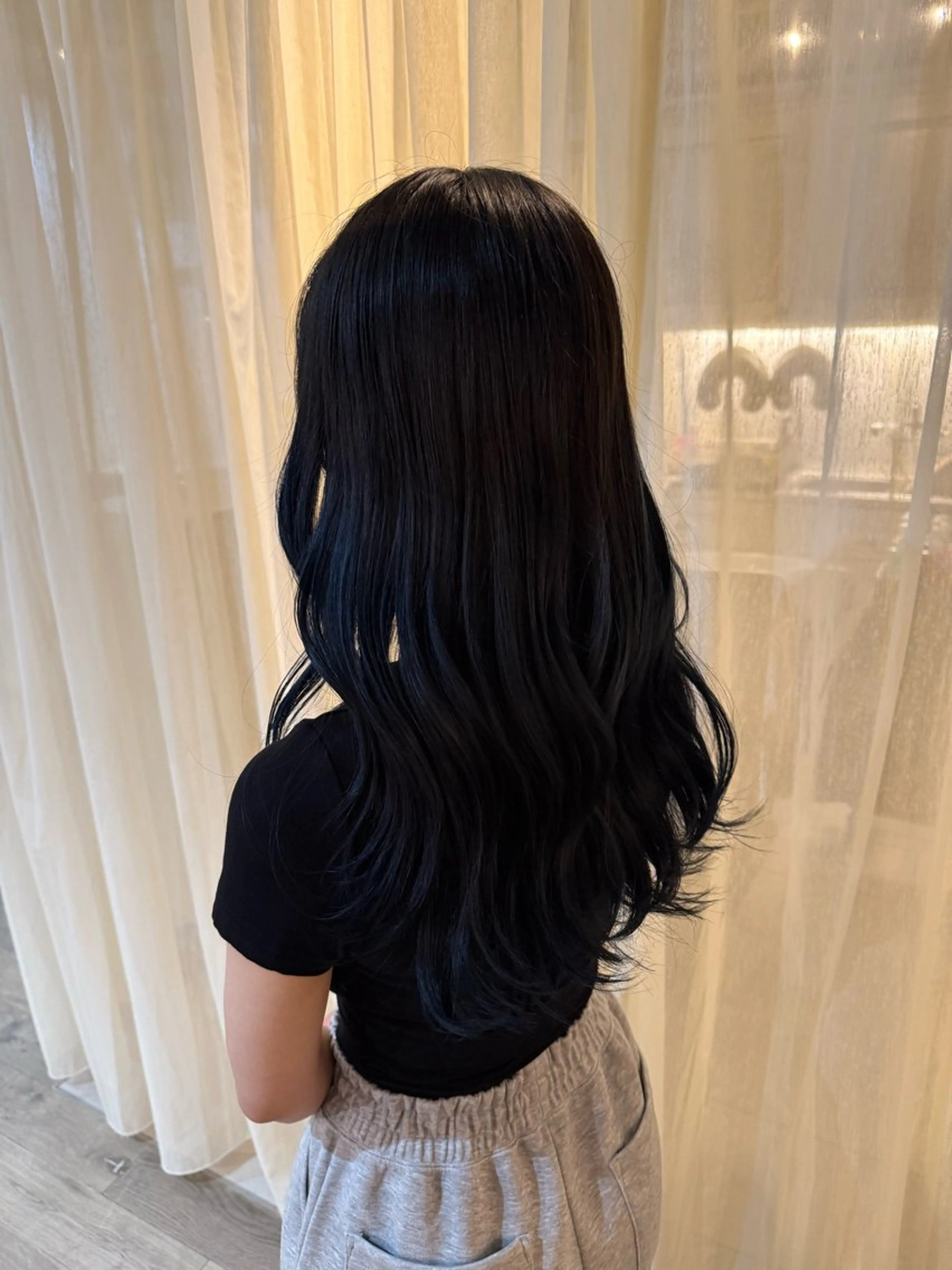 ロング 藤原 百花のヘアスタイル