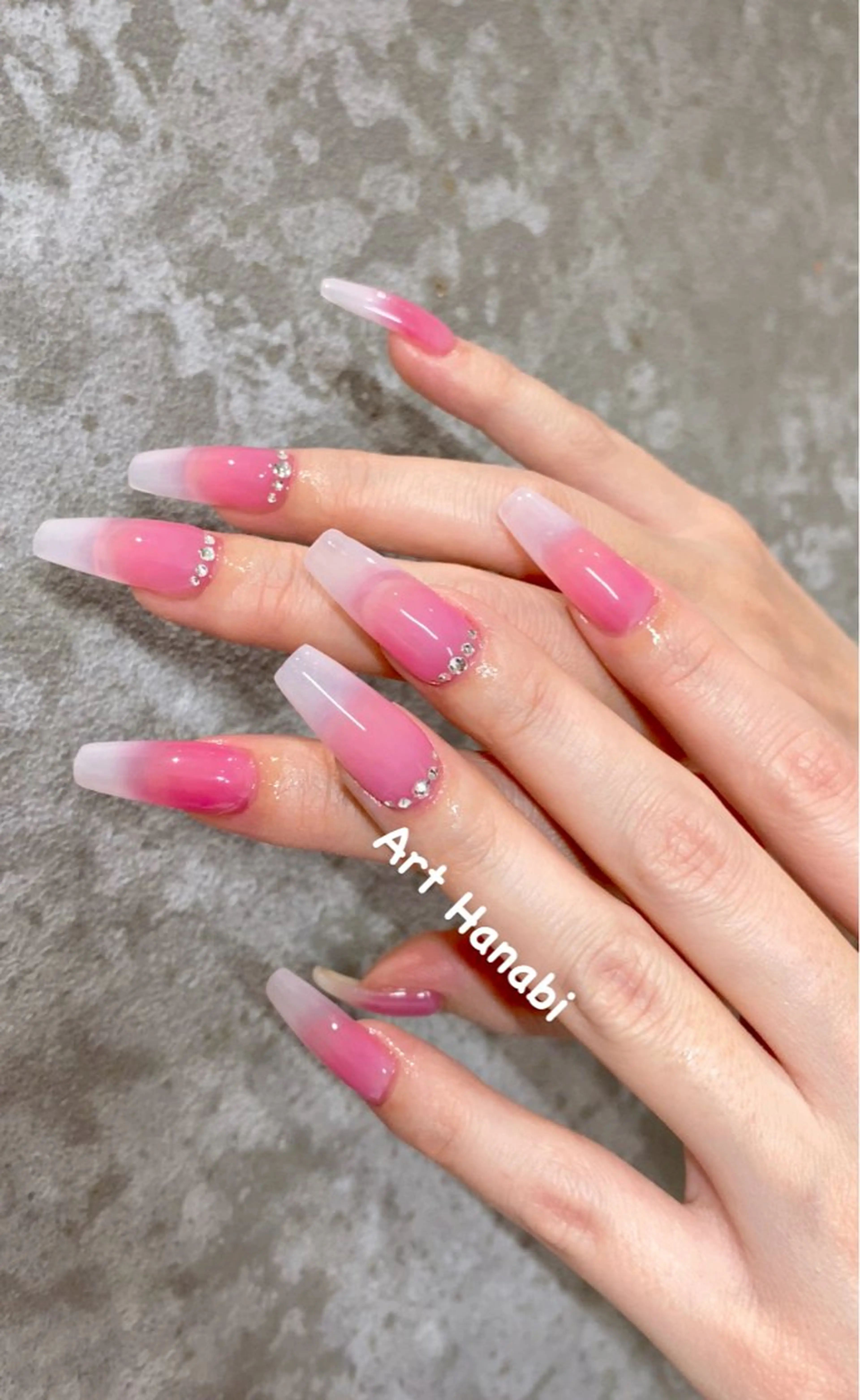 ネイル クリアネイル グラデーション 韓国ネイル ワンホンネイル Art Hanabi所属・Art Hanabi ミリのネイルデザイン