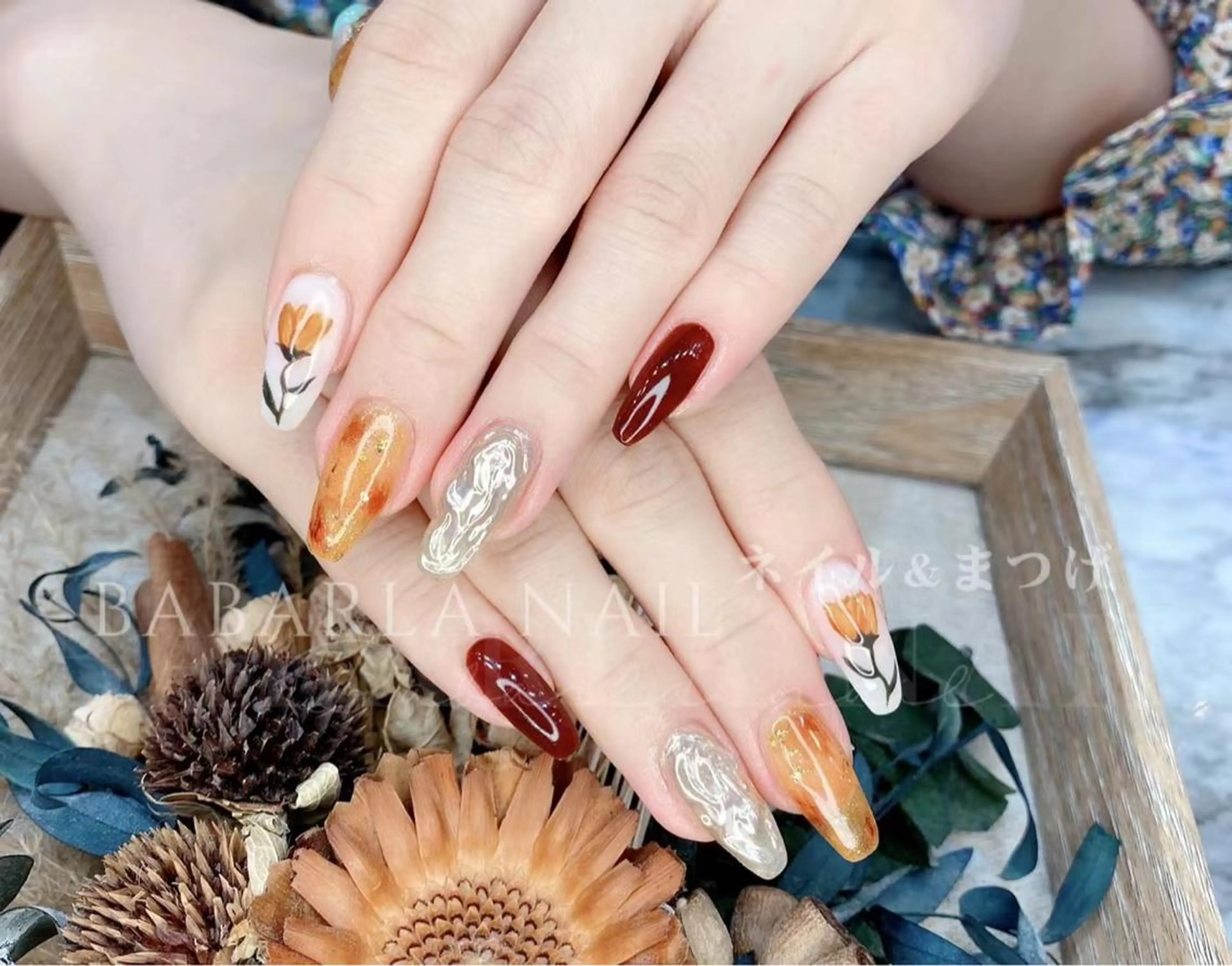 ネイル ミラーネイル Babarla nailのネイルデザイン