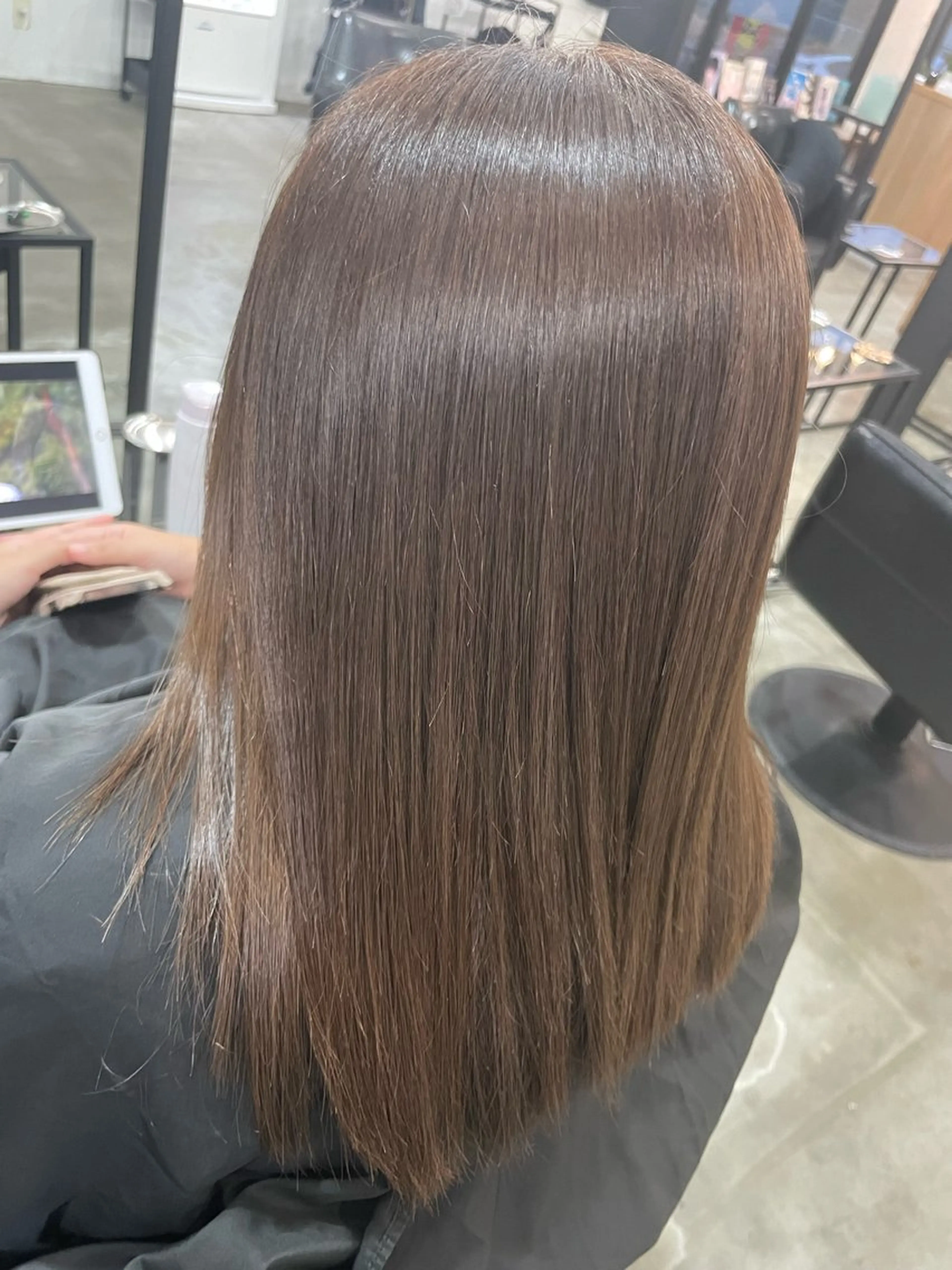 ミディアム カラー ベージュカラー marika Willieのヘアスタイル