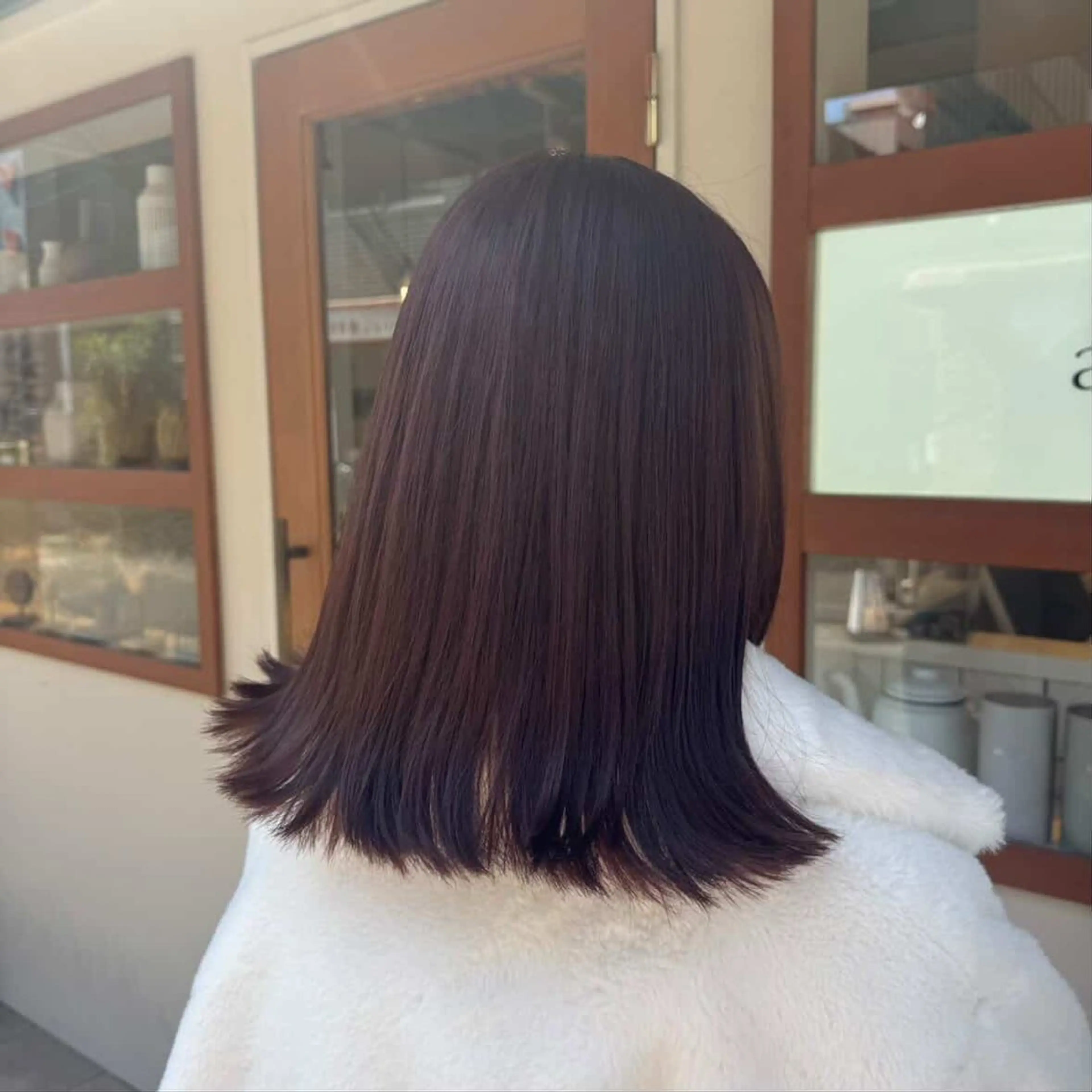 ミディアム カラー ブリーチ ダブルカラー ブリーチなしカラー ピンクカラー カット ヘアカラー 大川 夏実のヘアスタイル